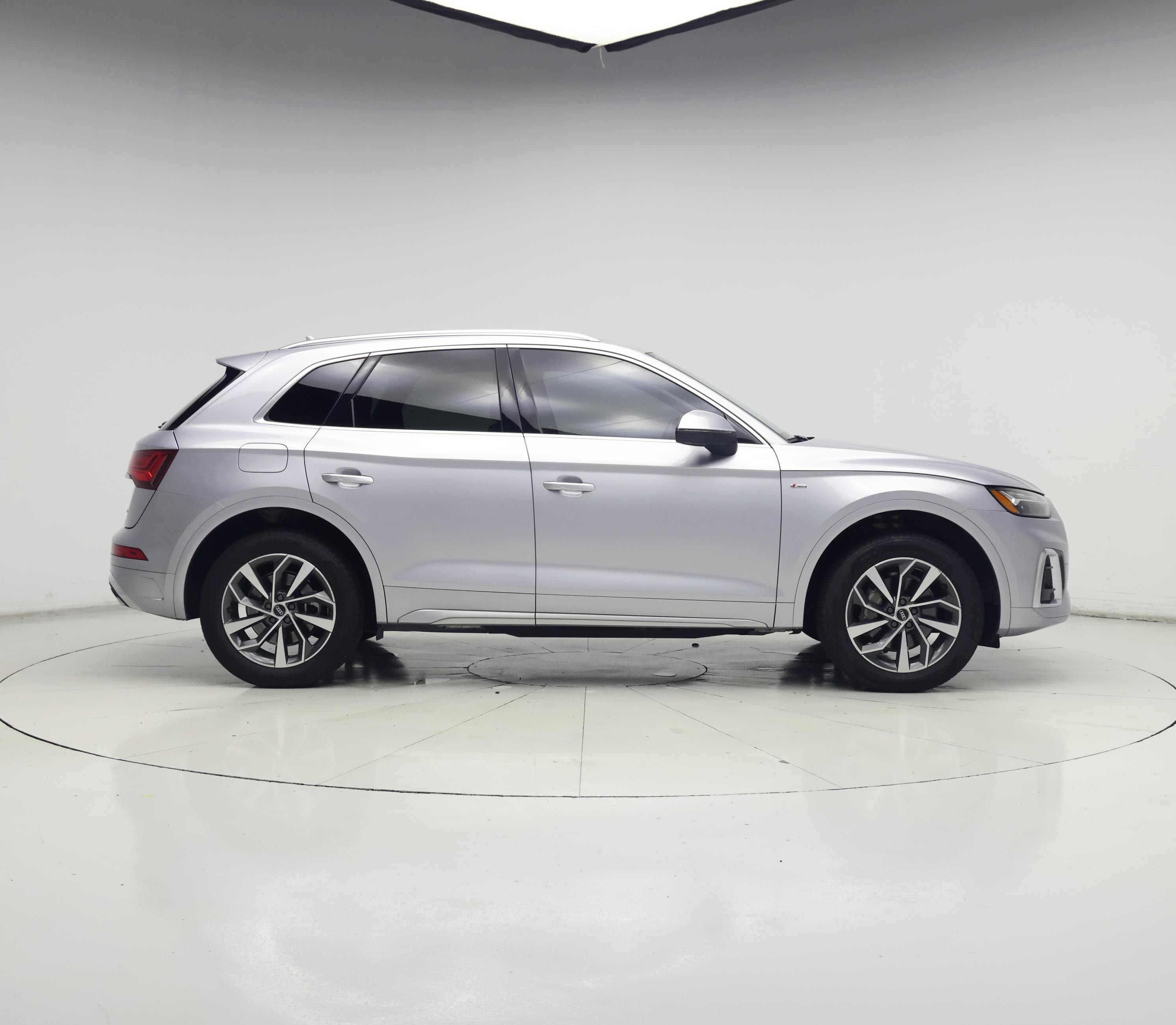 Thumbnail: 2022 Audi Q5 - 7