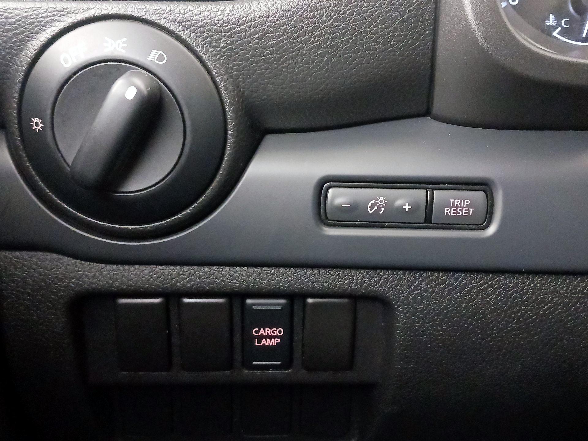 Thumbnail: 2019 Nissan Titan - 13