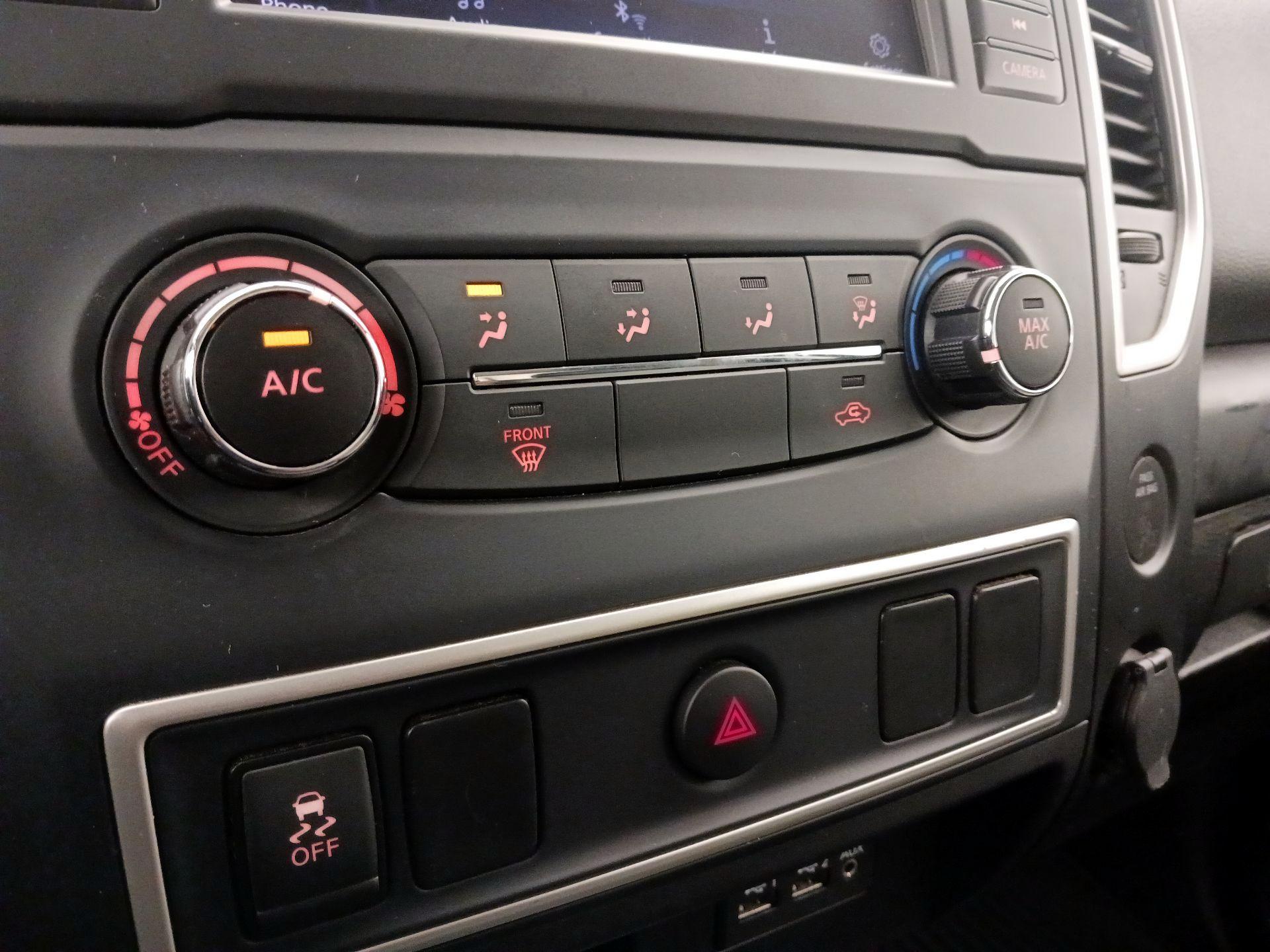 Thumbnail: 2019 Nissan Titan - 16