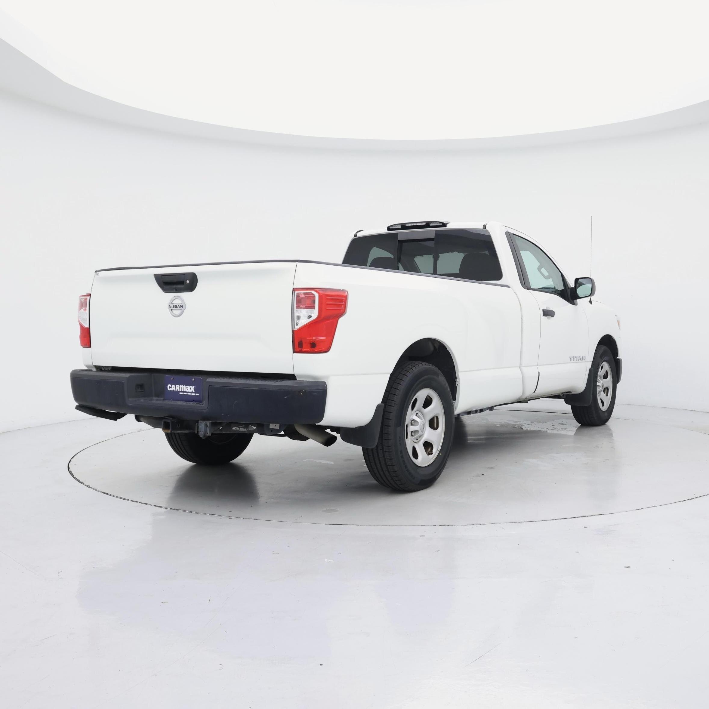 Thumbnail: 2019 Nissan Titan - 8