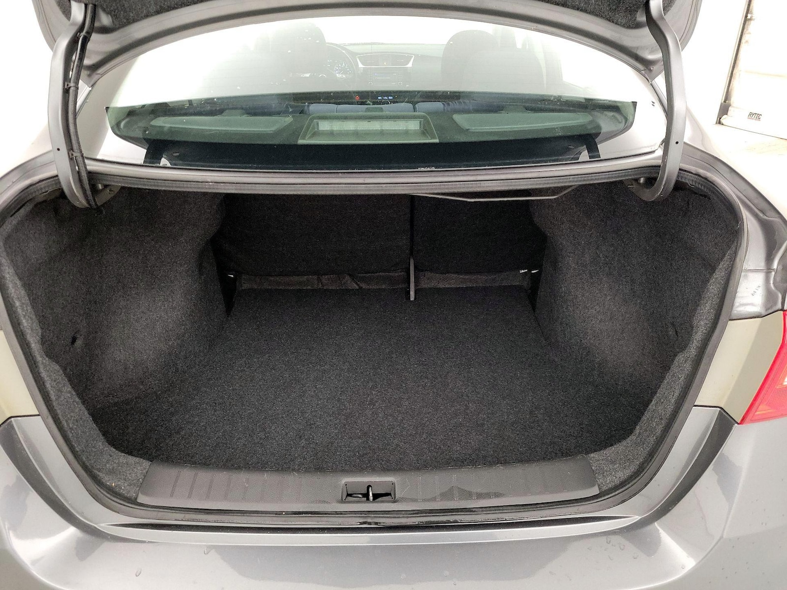 2018 Nissan Sentra SV - Photo 21
