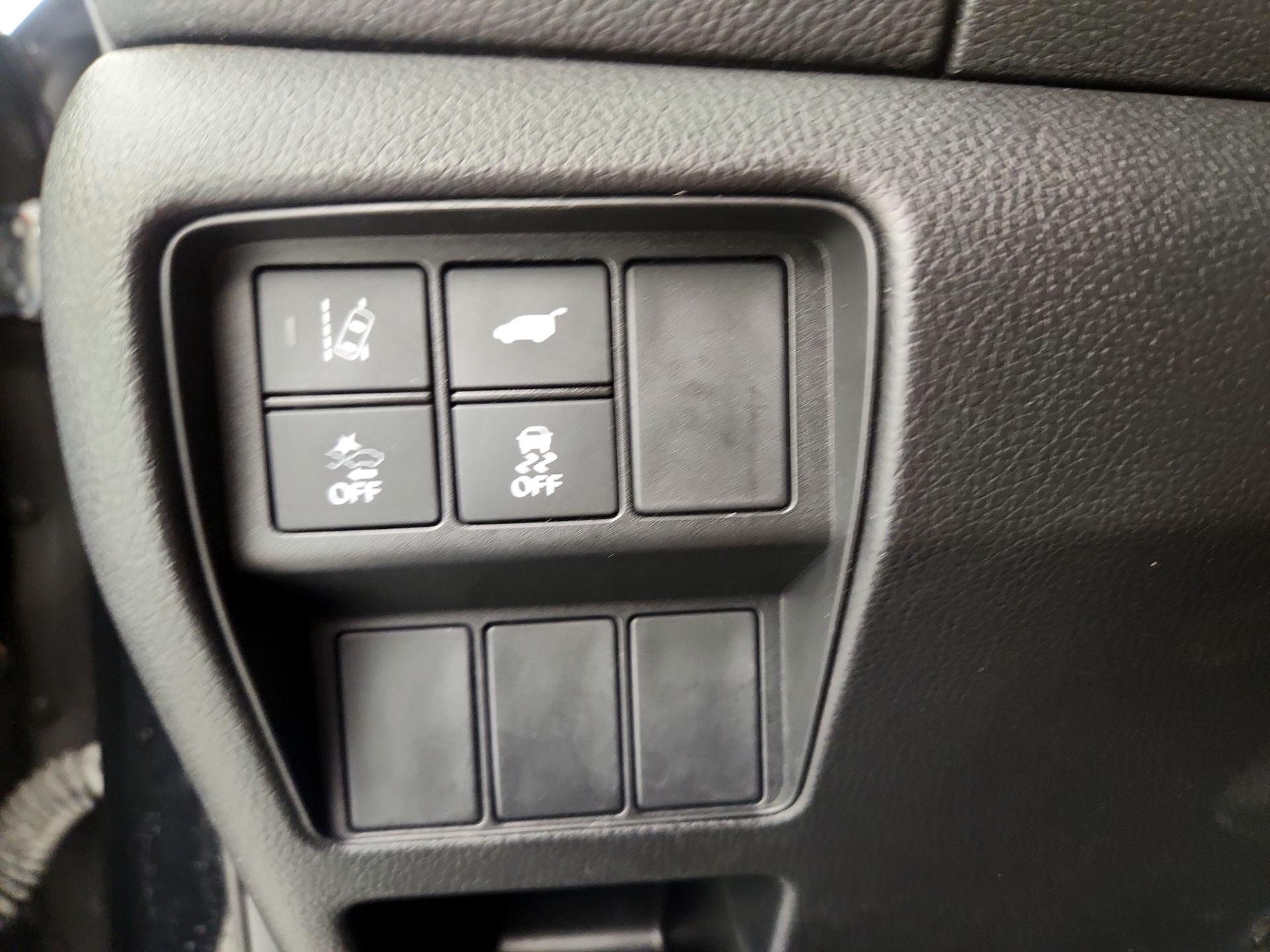 Thumbnail: 2017 Honda CR-V - 13