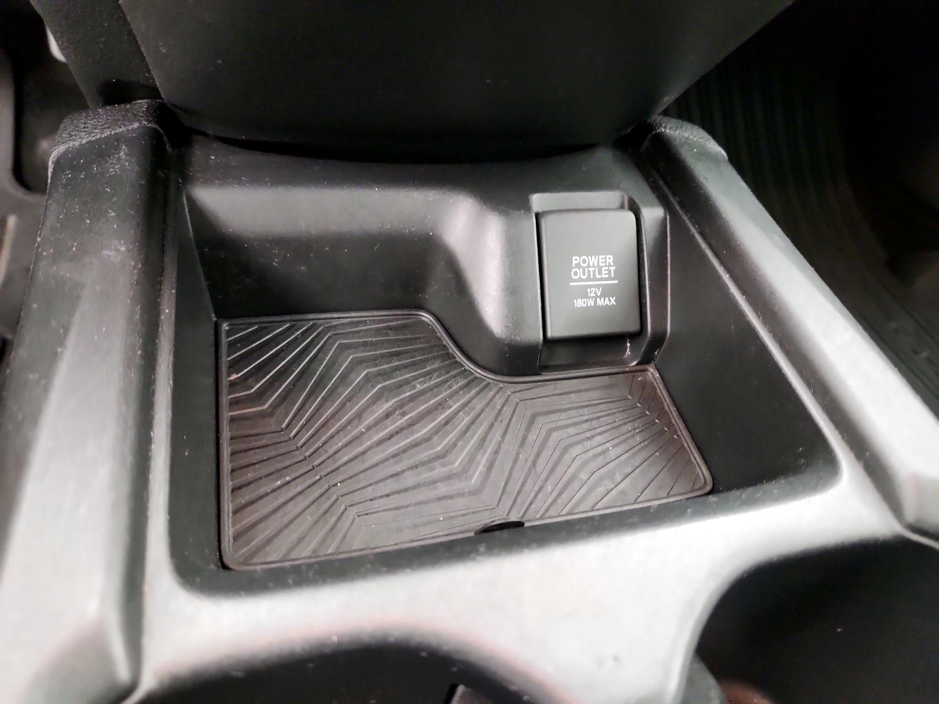 Thumbnail: 2017 Honda CR-V - 18