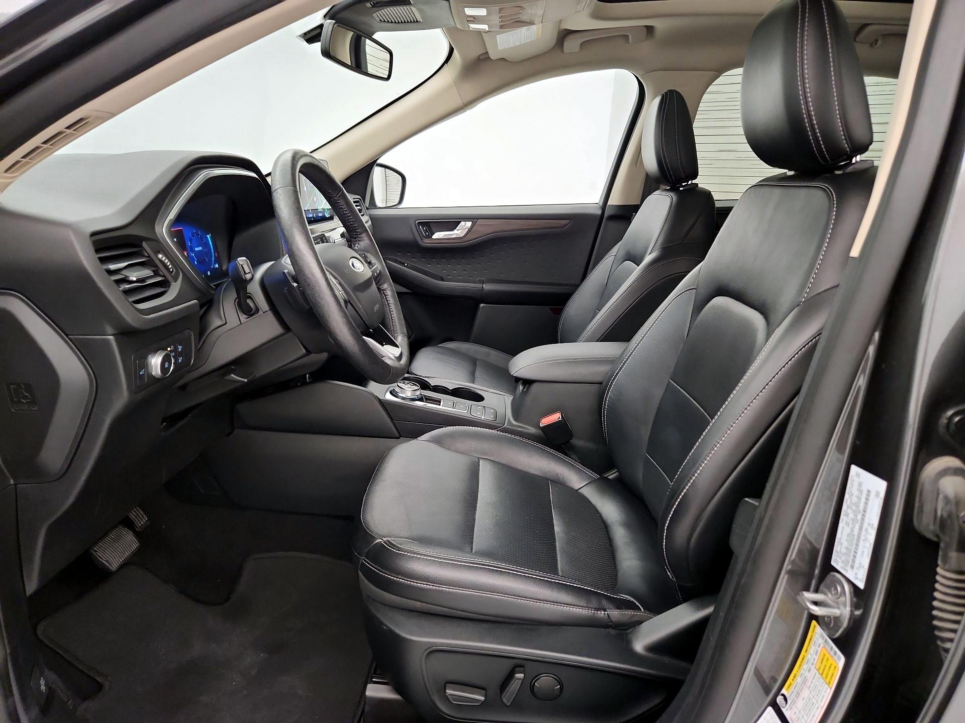 Thumbnail: 2020 Ford Escape - 11