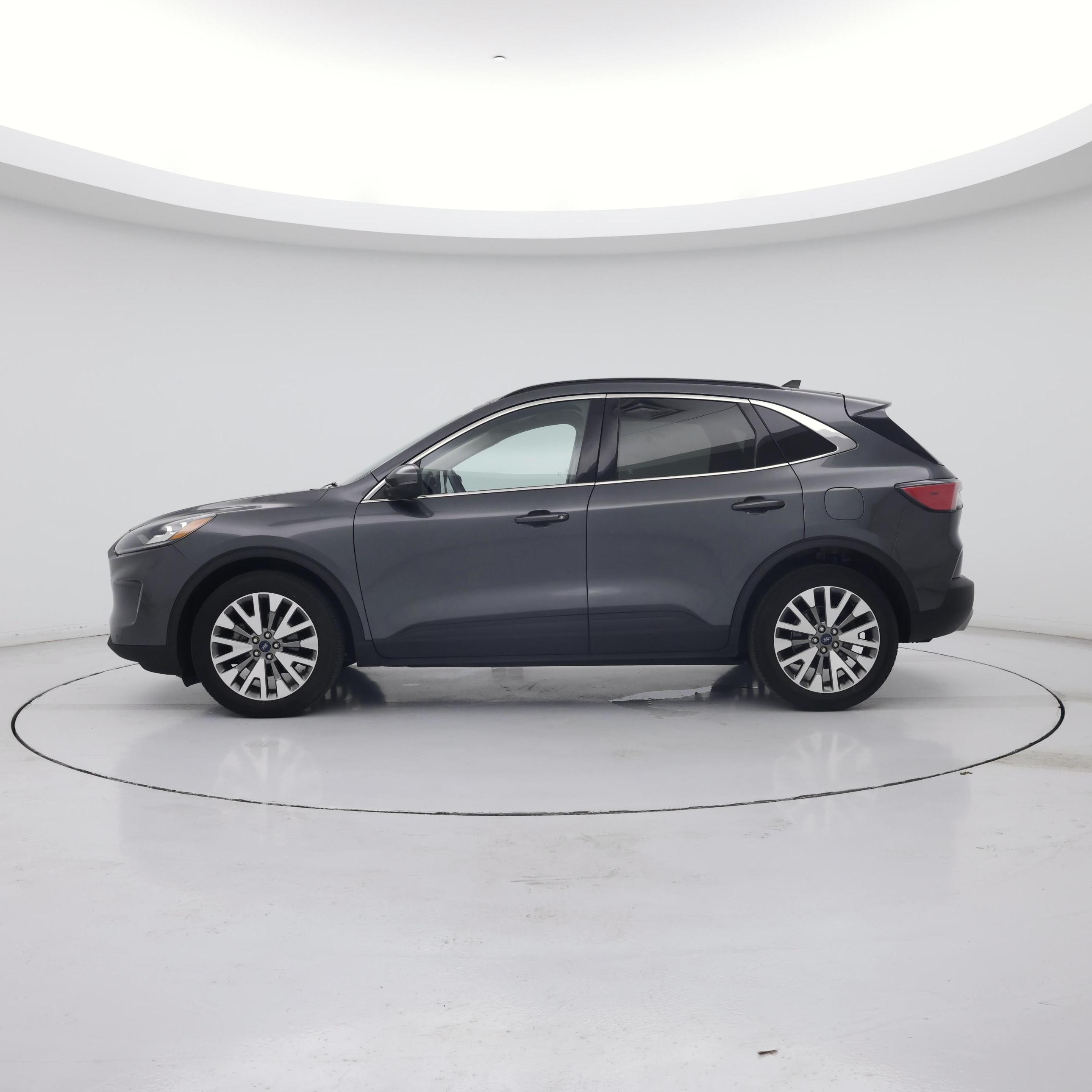 Thumbnail: 2020 Ford Escape - 3
