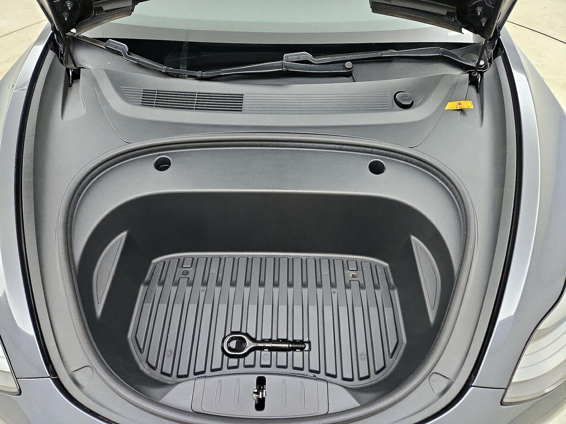 Thumbnail: 2021 Tesla Model 3 - 18