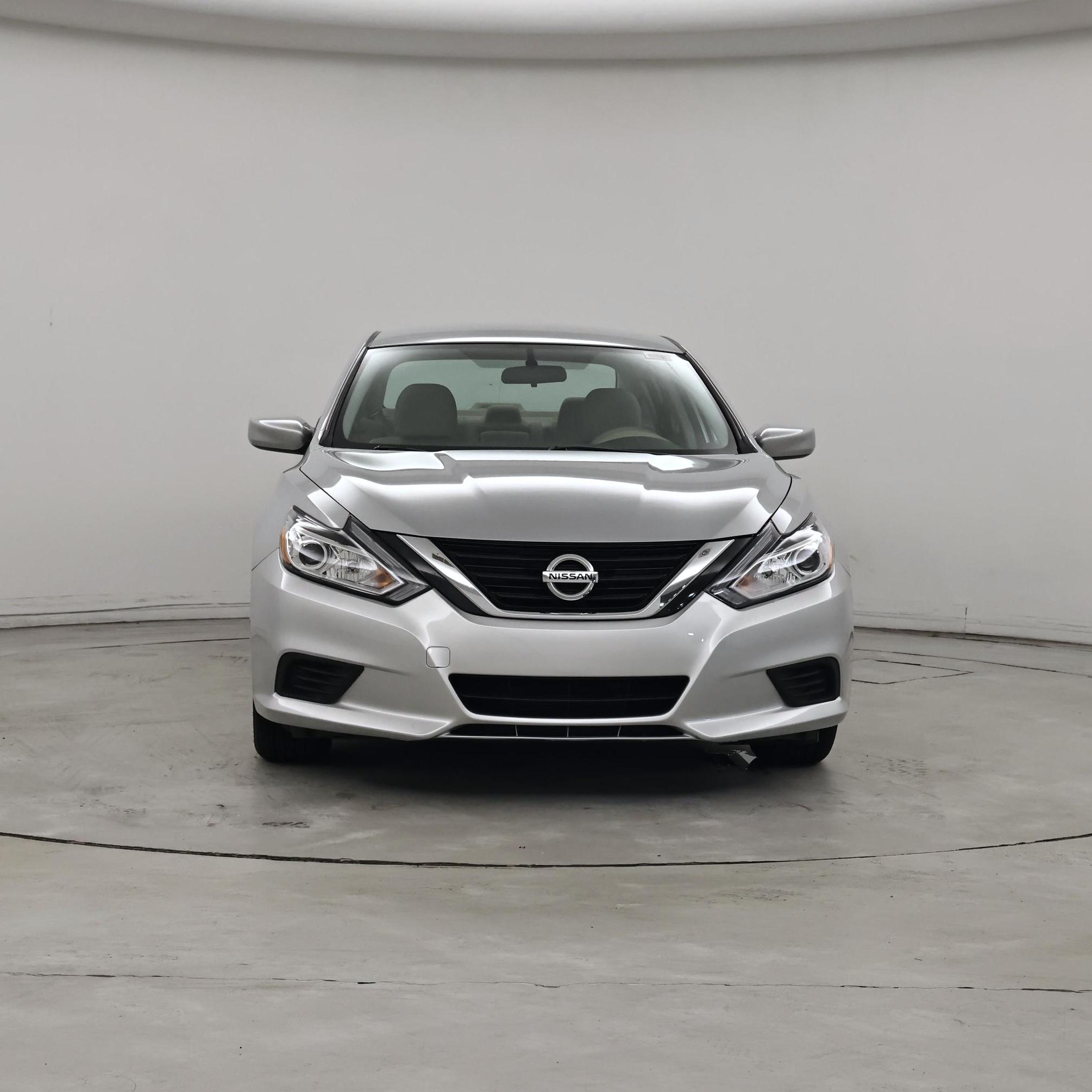 Thumbnail: 2016 Nissan Altima - 5