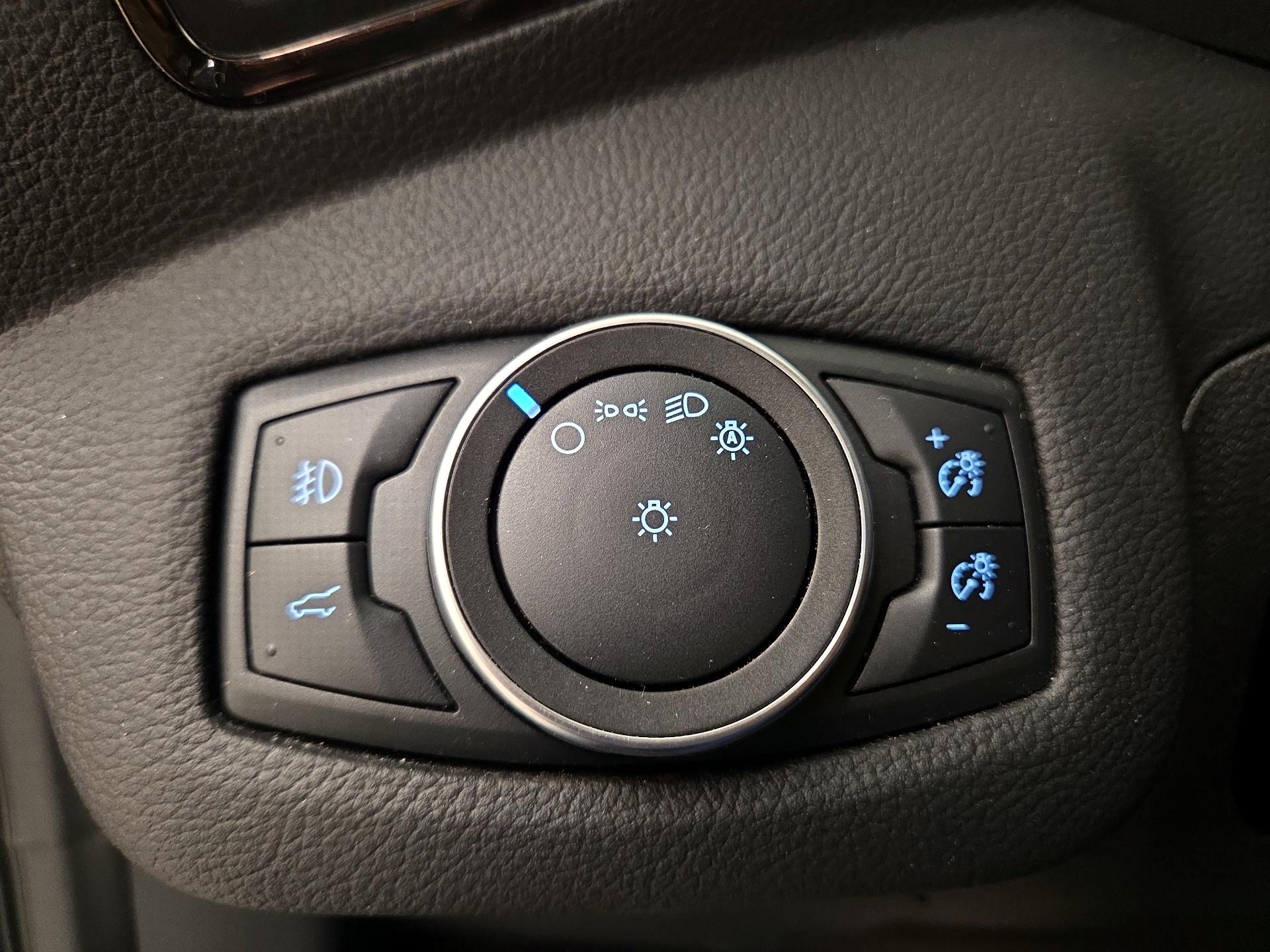Thumbnail: 2018 Ford Escape - 13