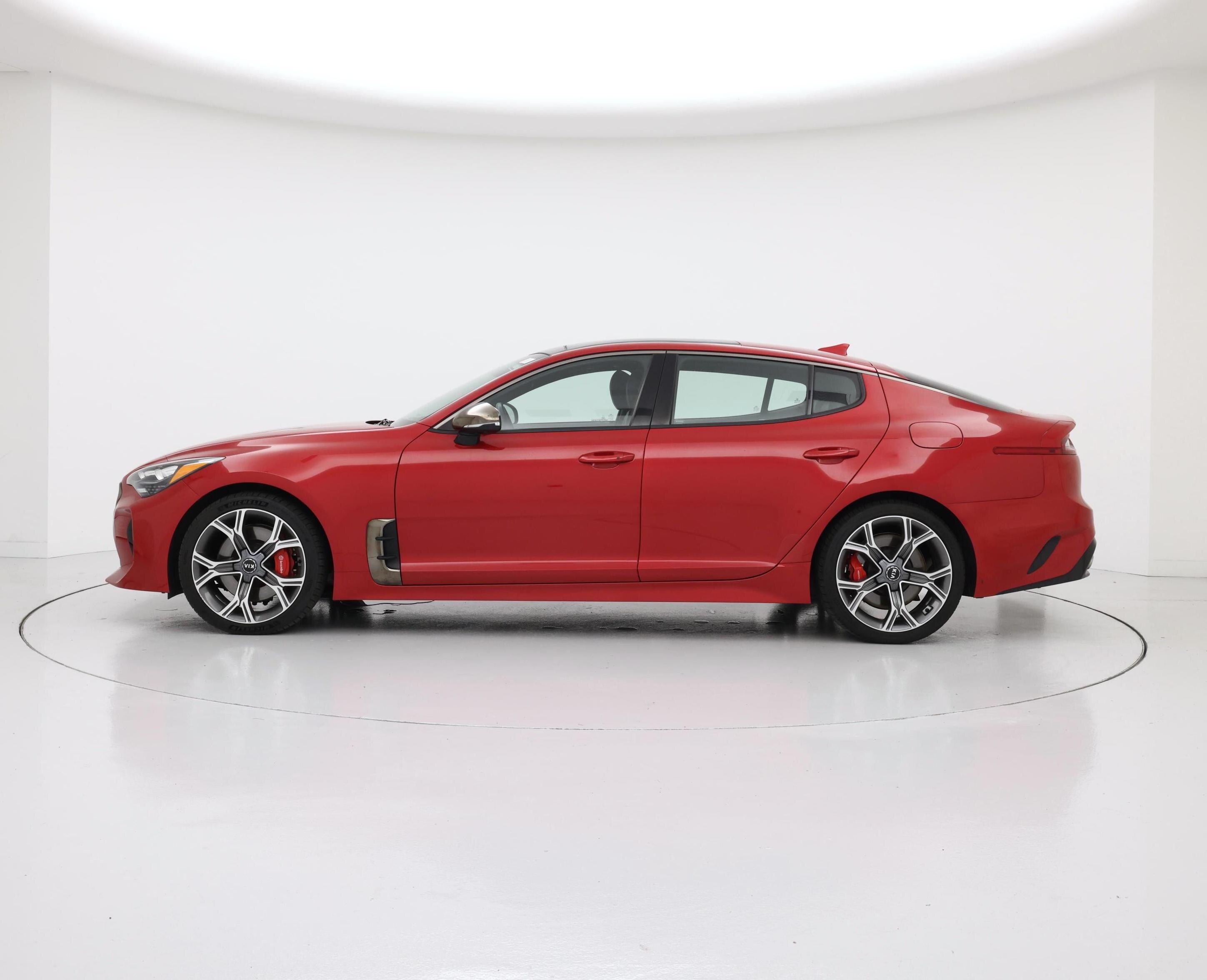 Thumbnail: 2021 Kia Stinger - 3