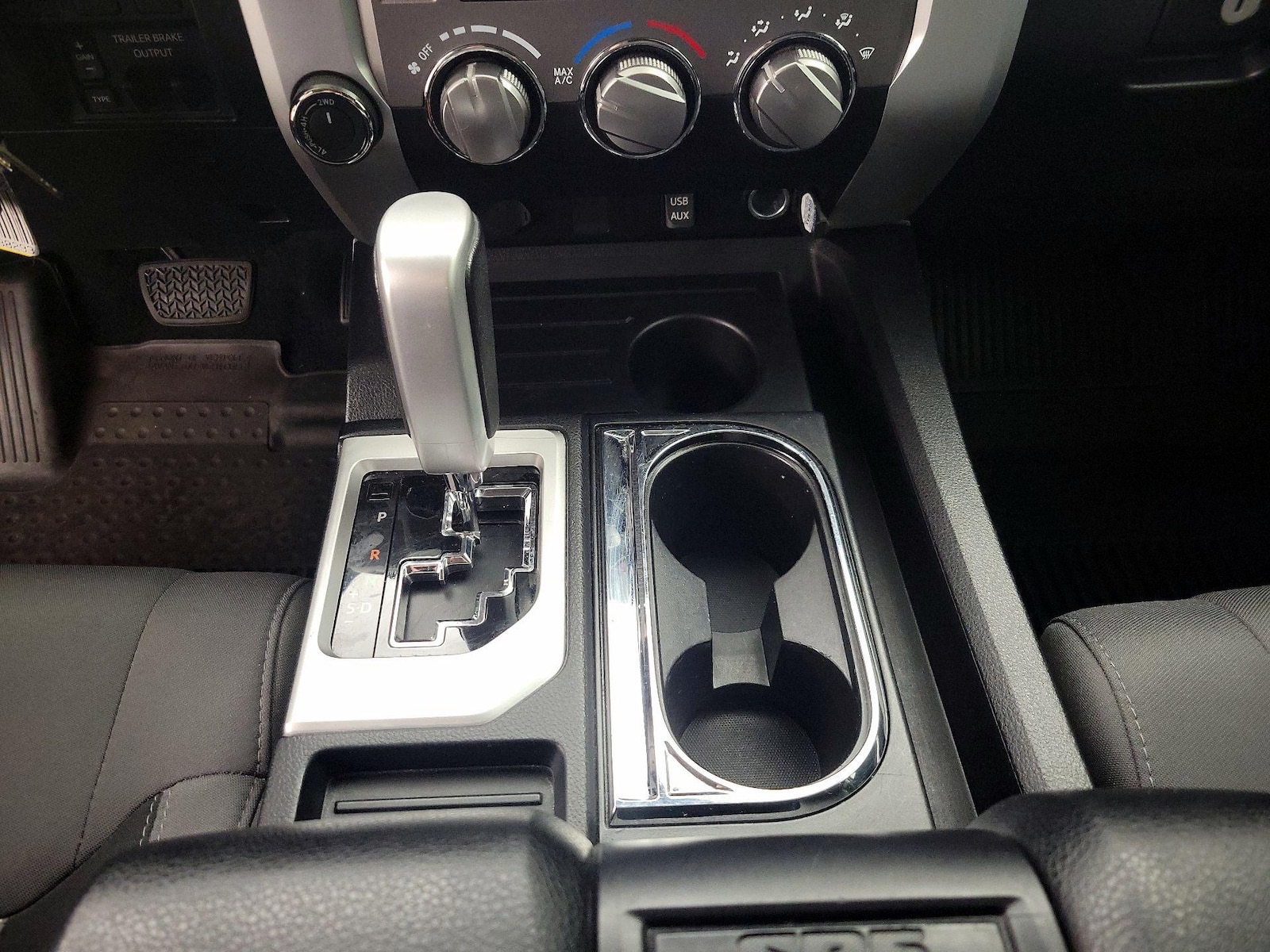 2017 Toyota Tundra SR5 - Photo 19