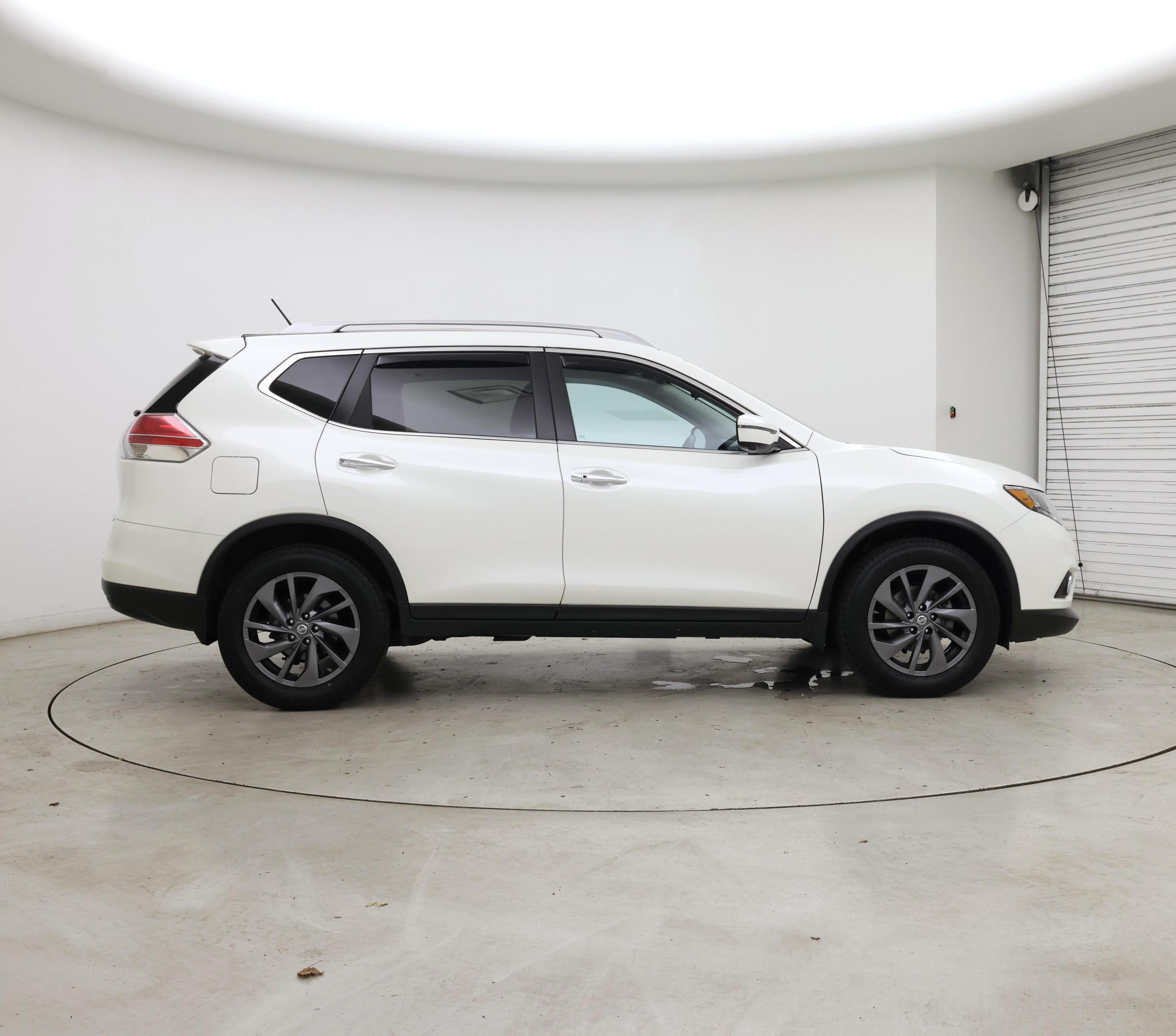 Thumbnail: 2016 Nissan Rogue - 7