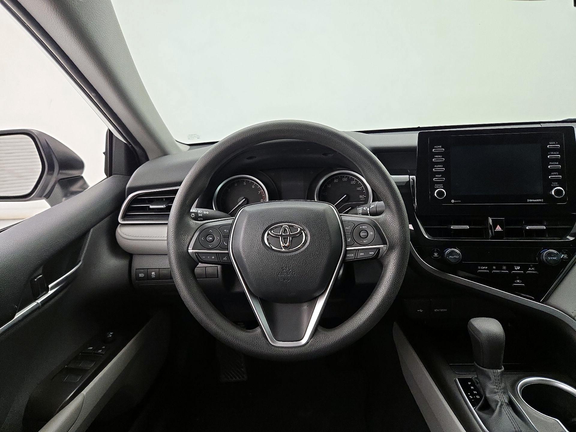 Thumbnail: 2022 Toyota Camry - 10
