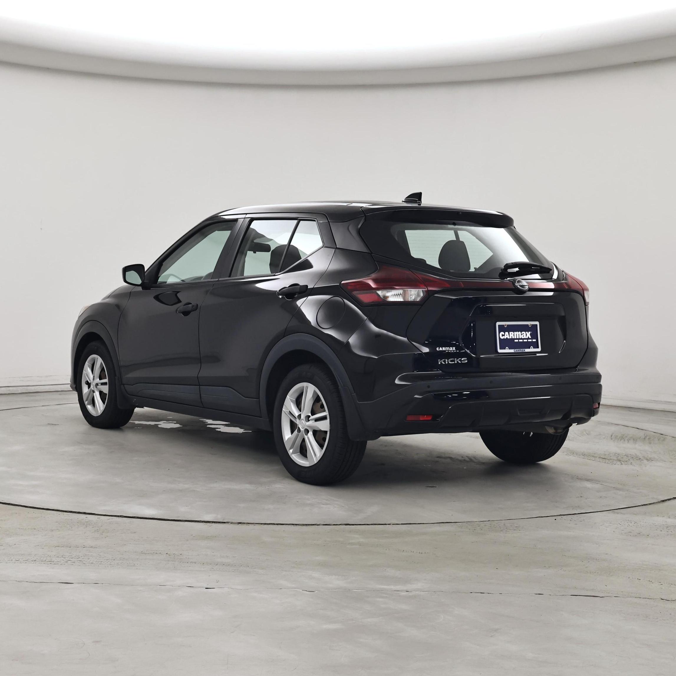 Thumbnail: 2022 Nissan Kicks - 2
