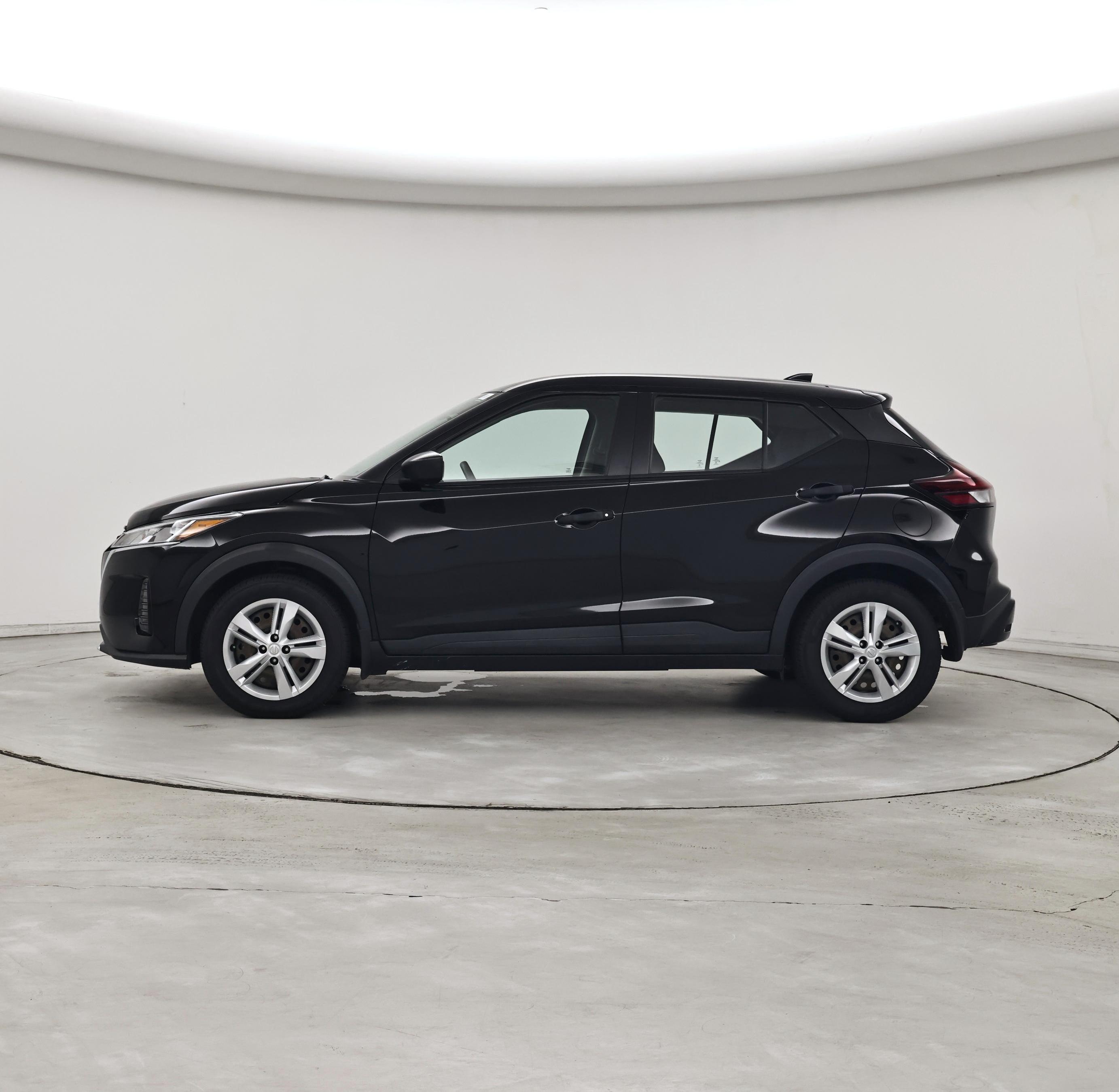 Thumbnail: 2022 Nissan Kicks - 3