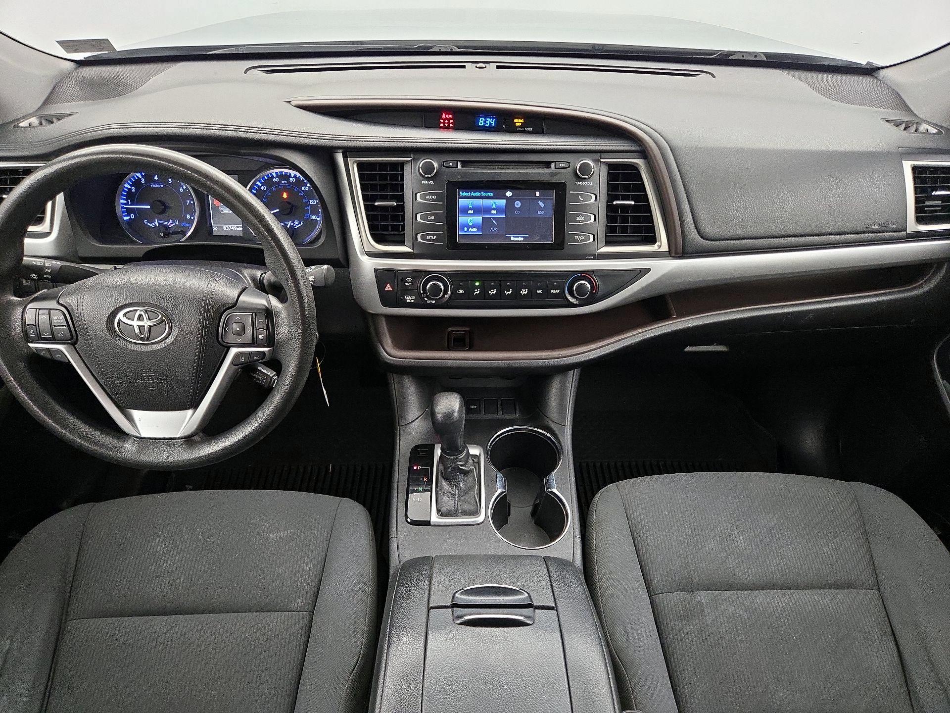 Thumbnail: 2019 Toyota Highlander - 9