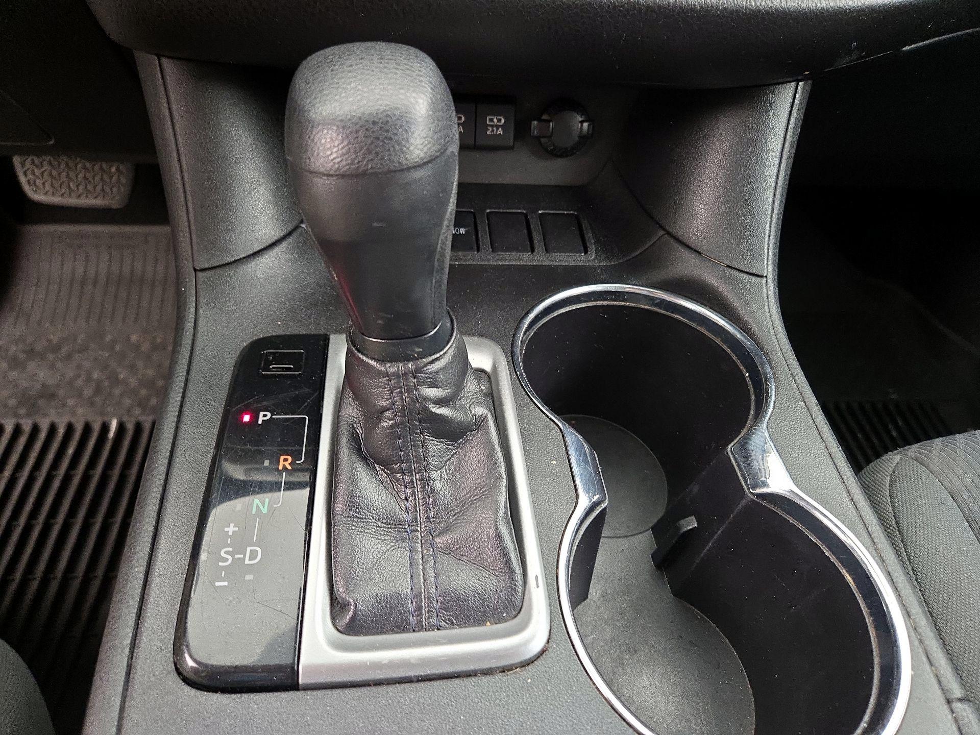 Thumbnail: 2019 Toyota Highlander - 17