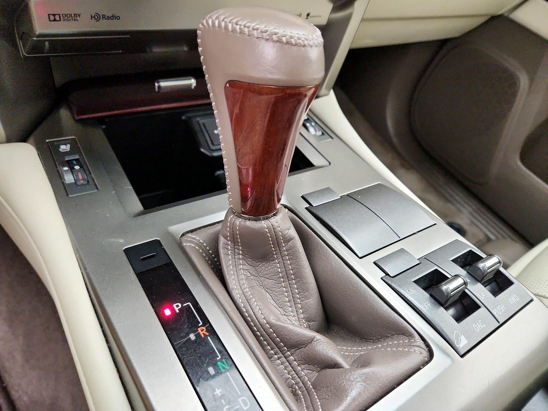 Thumbnail: 2016 Lexus GX - 18