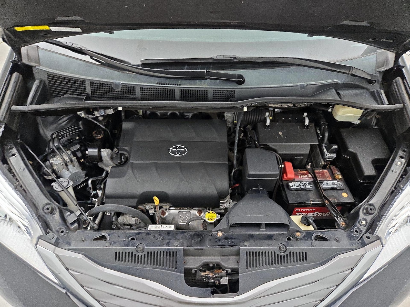 2015 Toyota Sienna XLE Premium - Photo 26