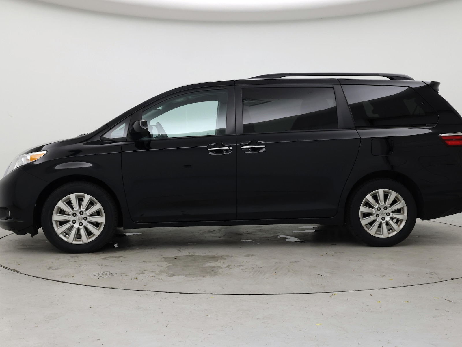 2015 Toyota Sienna XLE Premium - Photo 4