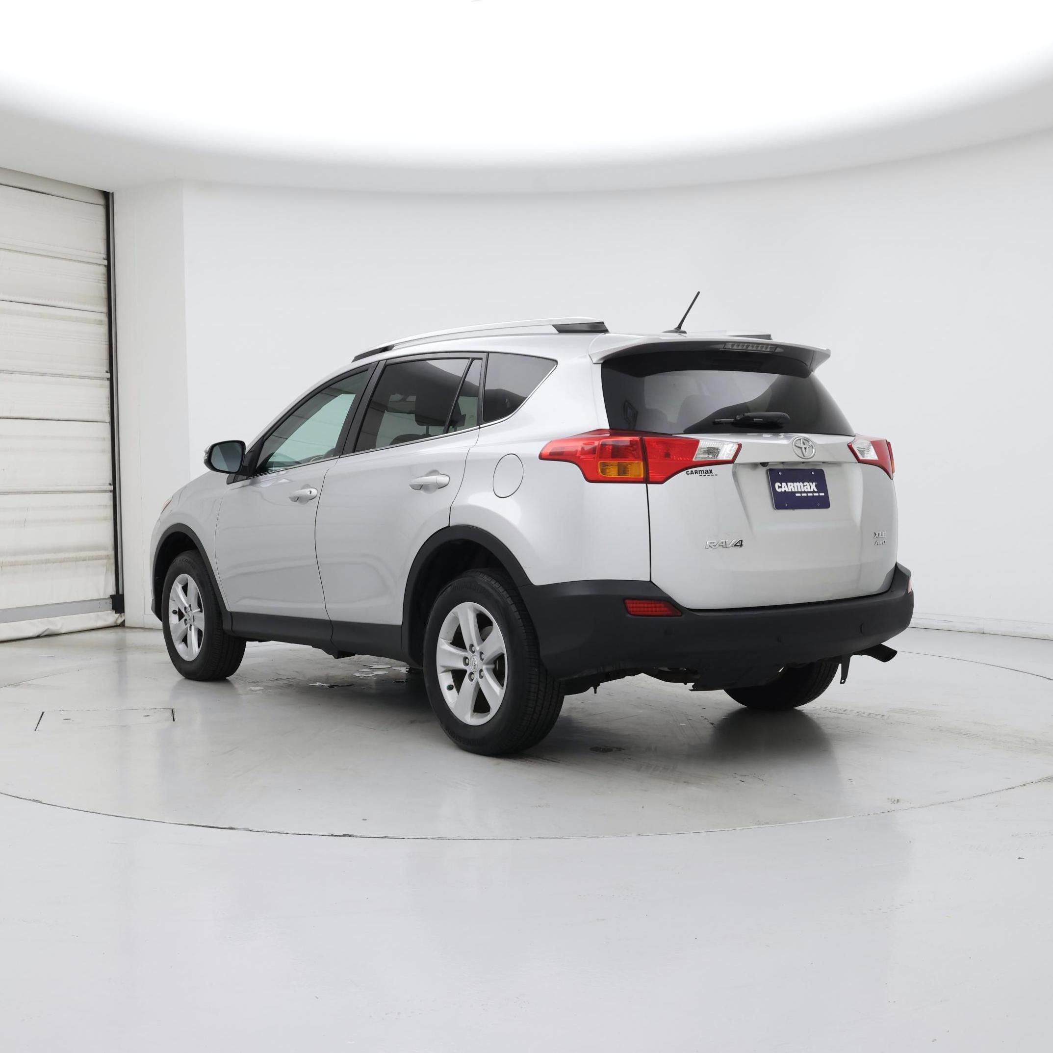 Thumbnail: 2014 Toyota RAV4 - 2