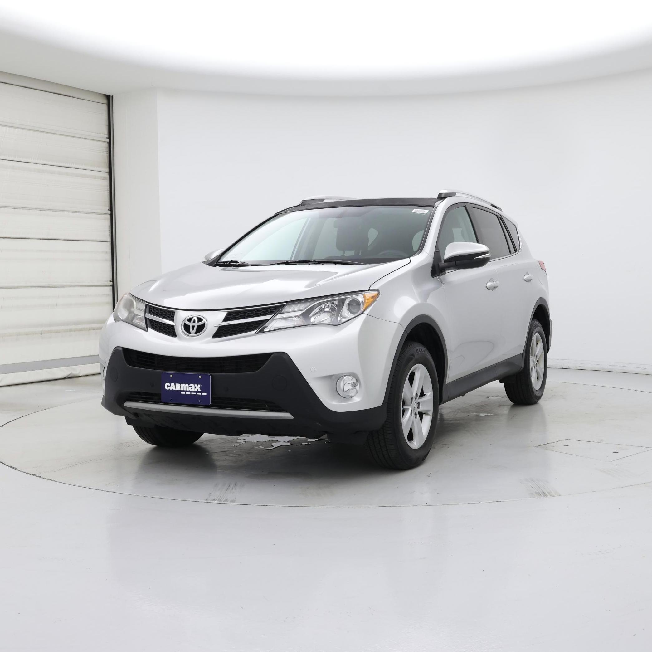 Thumbnail: 2014 Toyota RAV4 - 4