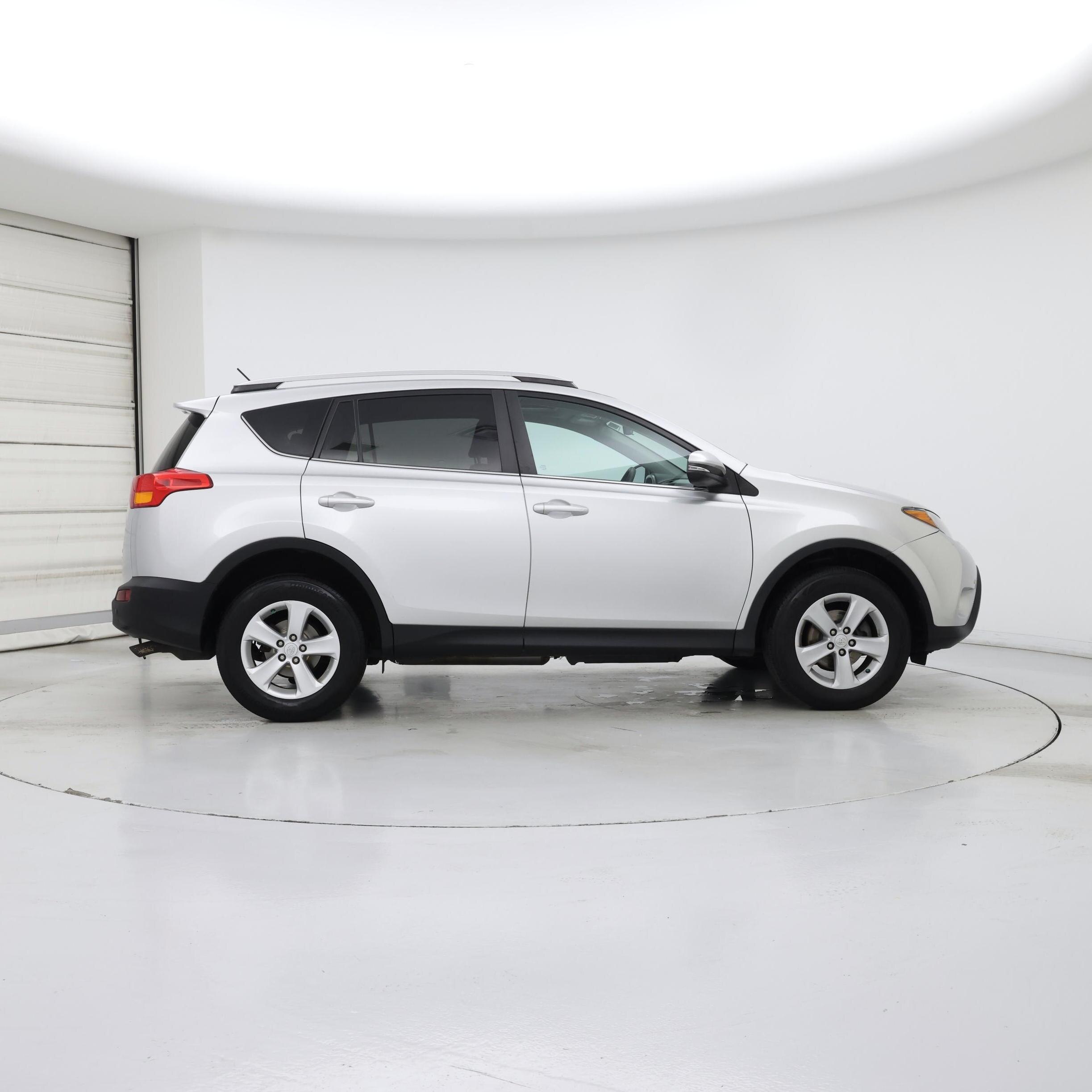 Thumbnail: 2014 Toyota RAV4 - 7