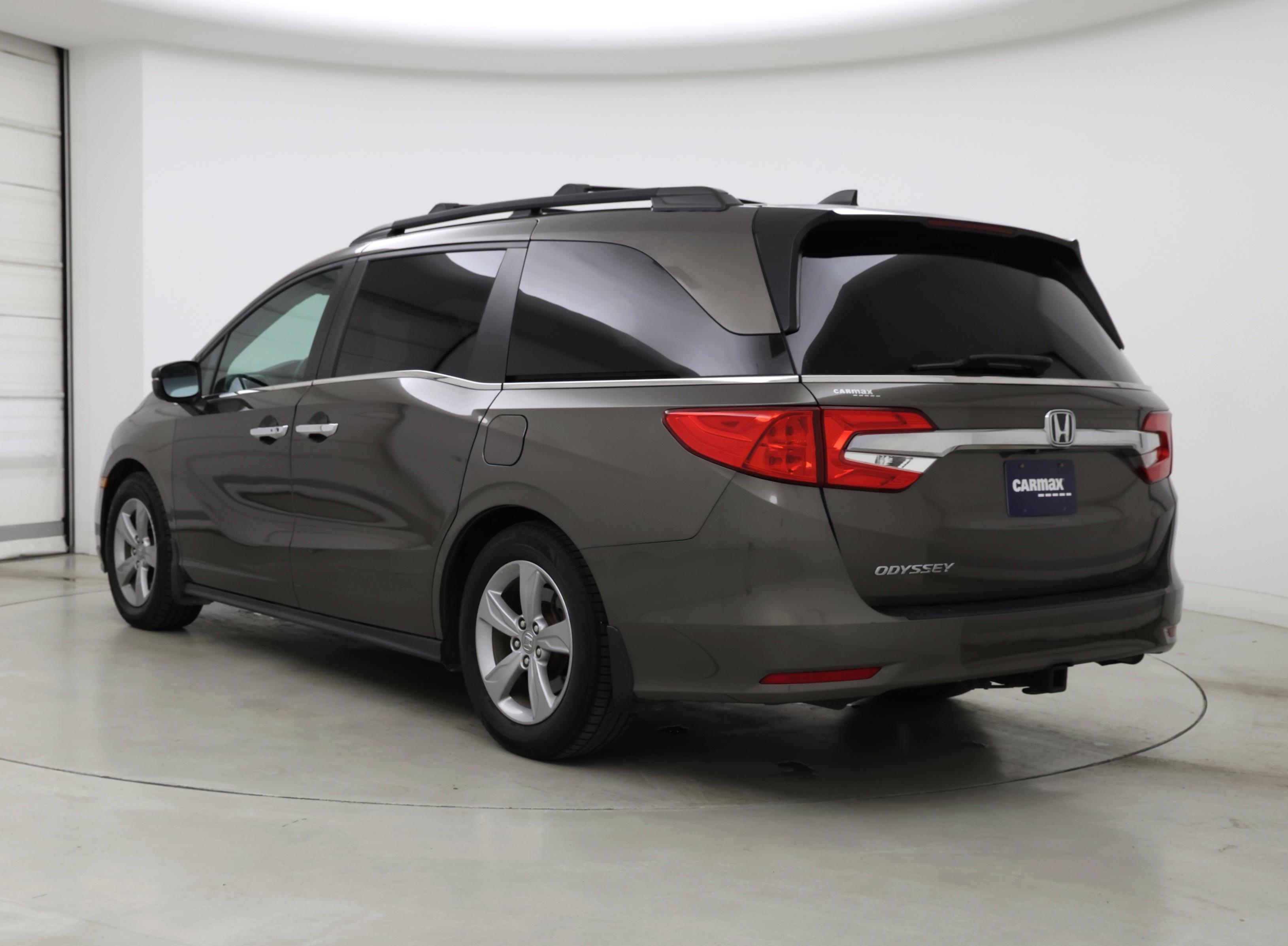 Thumbnail: 2019 Honda Odyssey - 2