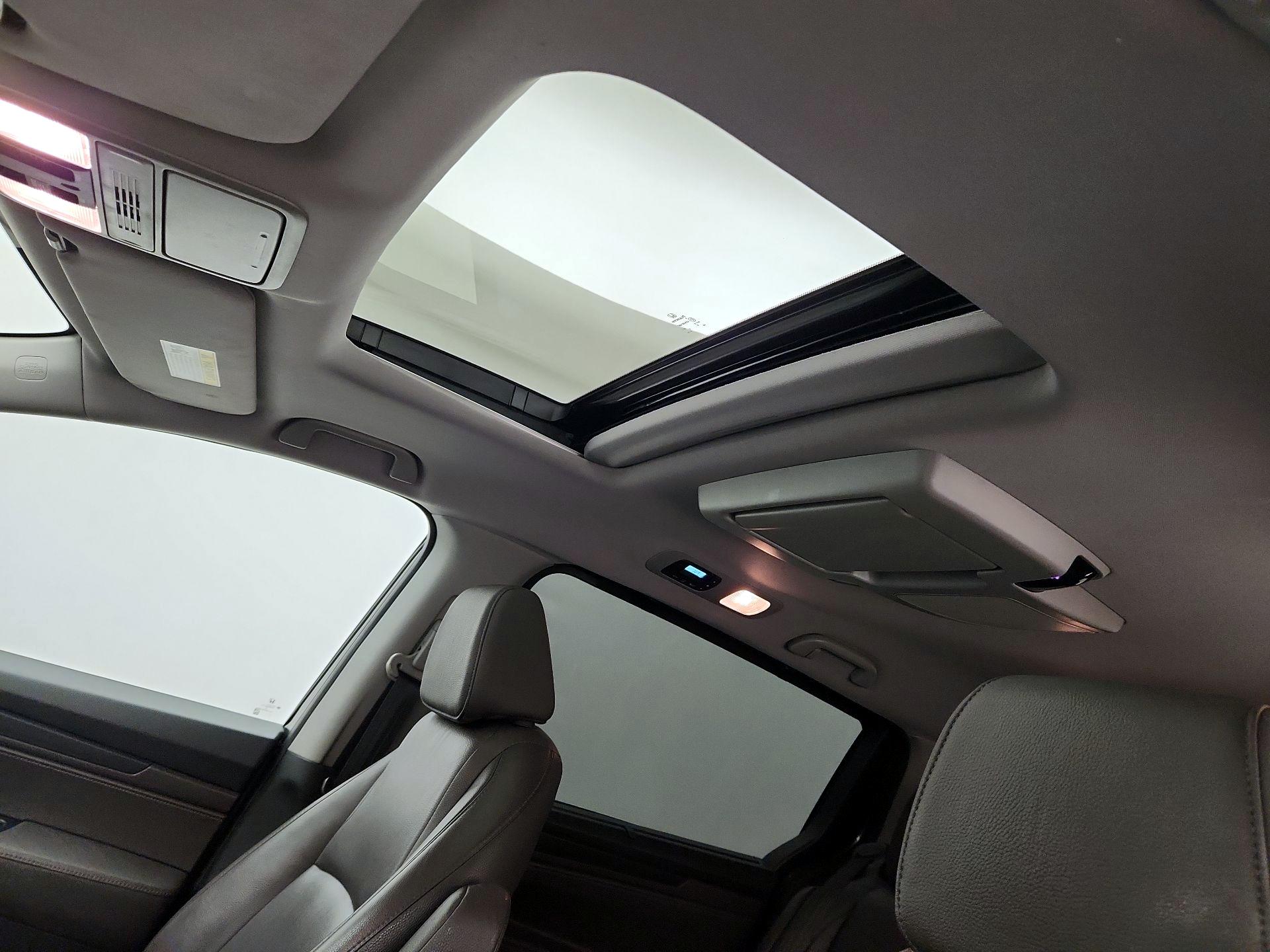 Thumbnail: 2019 Honda Odyssey - 19