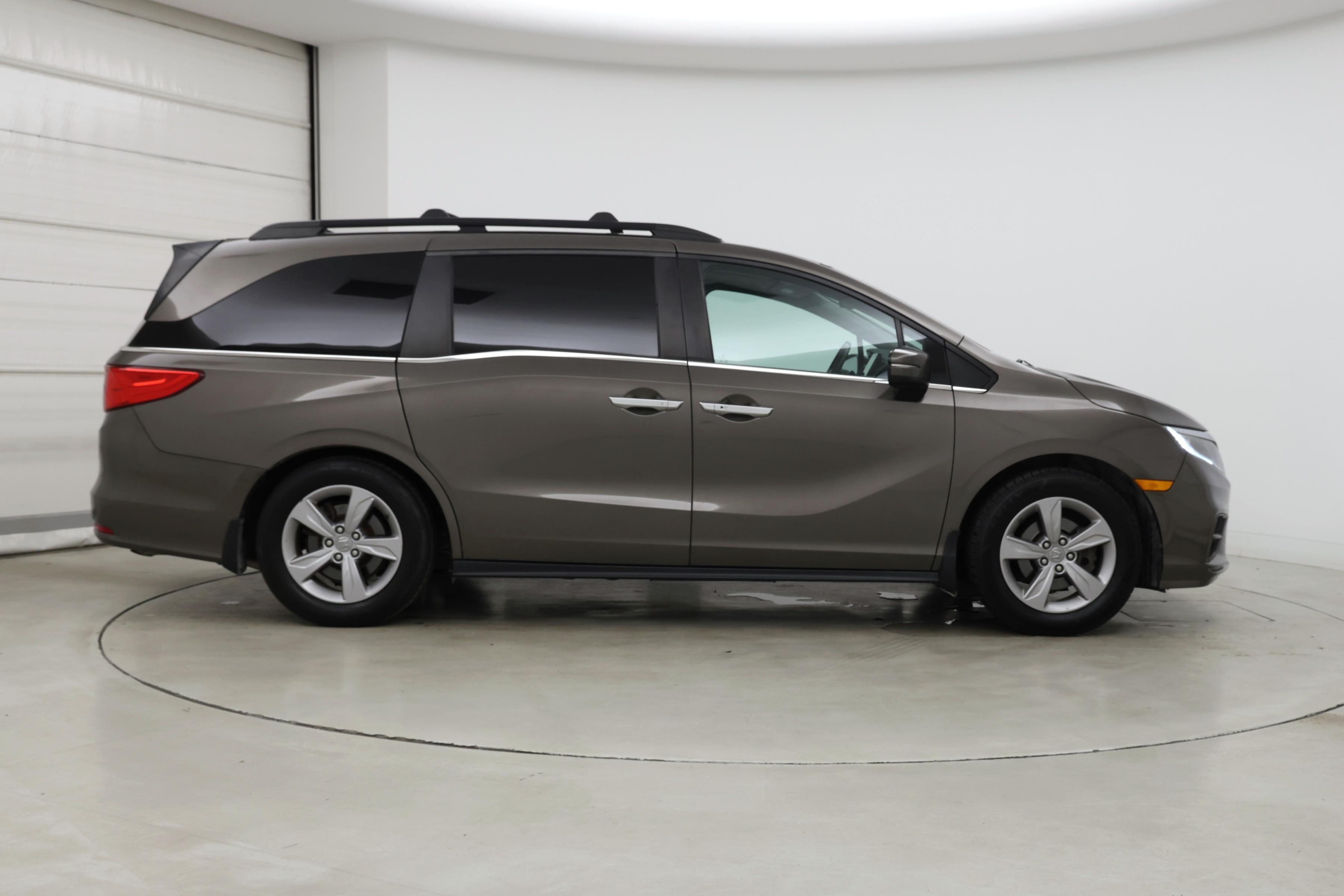 Thumbnail: 2019 Honda Odyssey - 7
