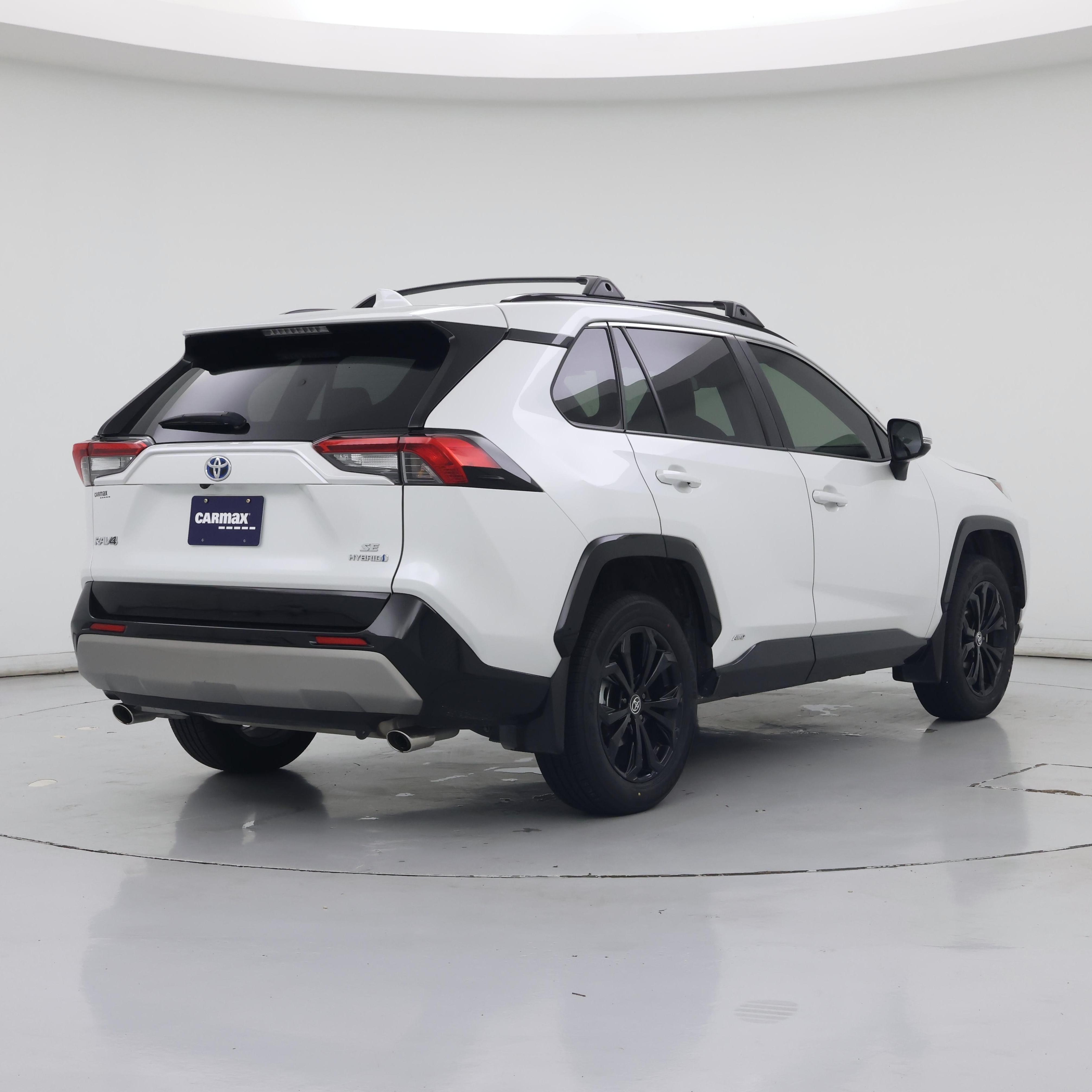 Thumbnail: 2023 Toyota RAV4 - 8
