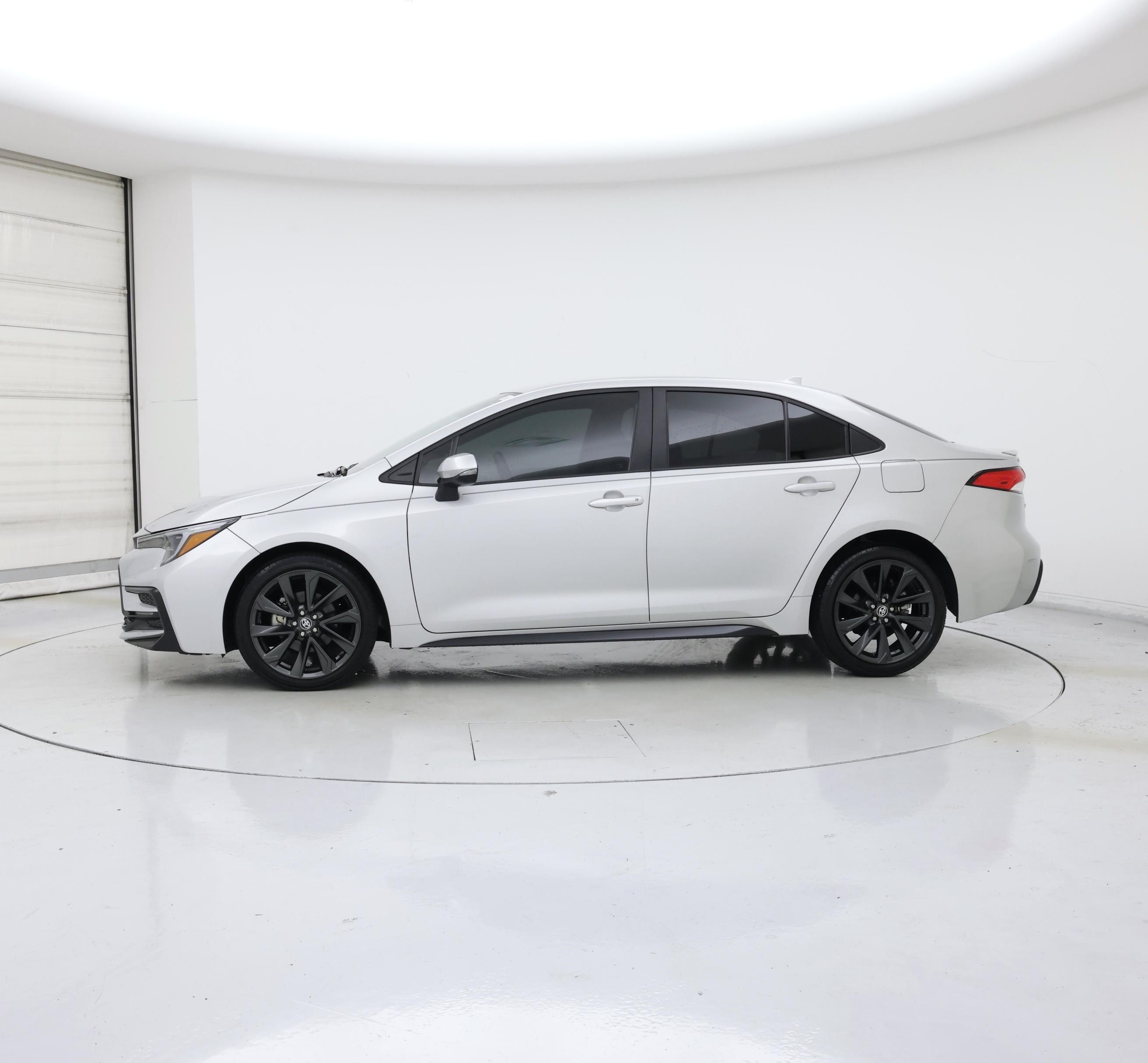 Thumbnail: 2024 Toyota Corolla - 3