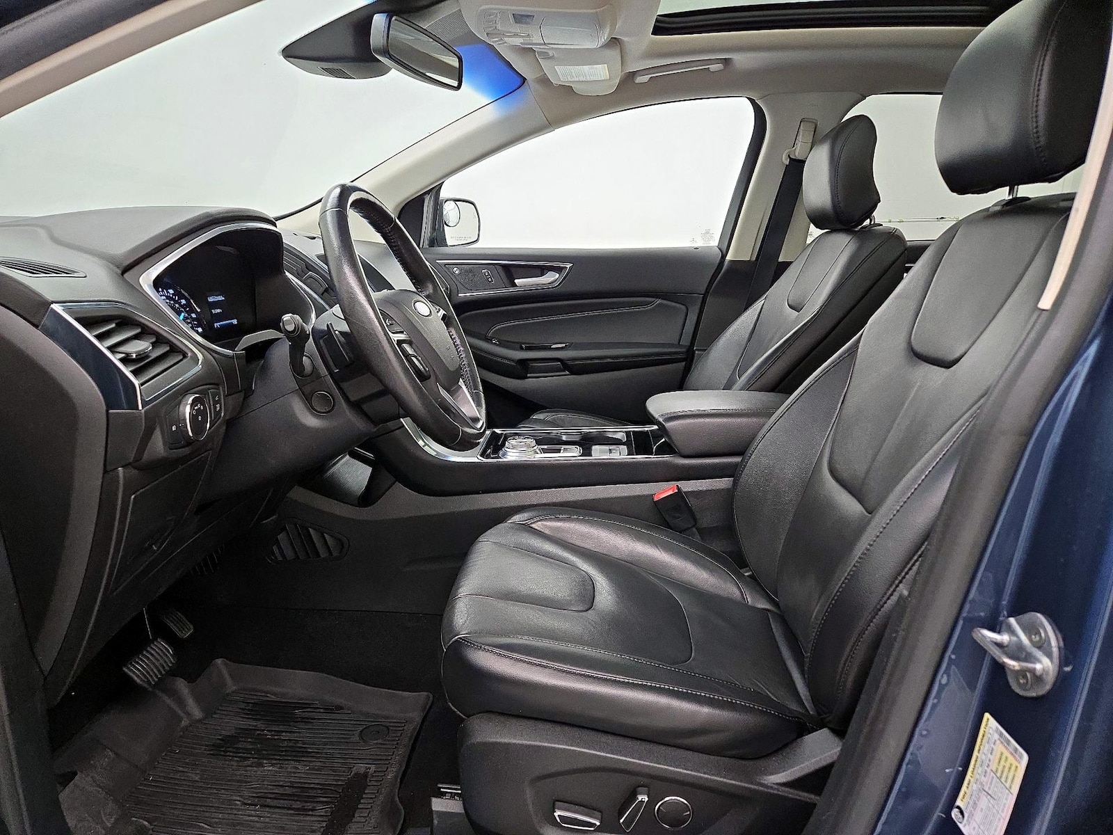 2019 Ford Edge Titanium - Photo 12