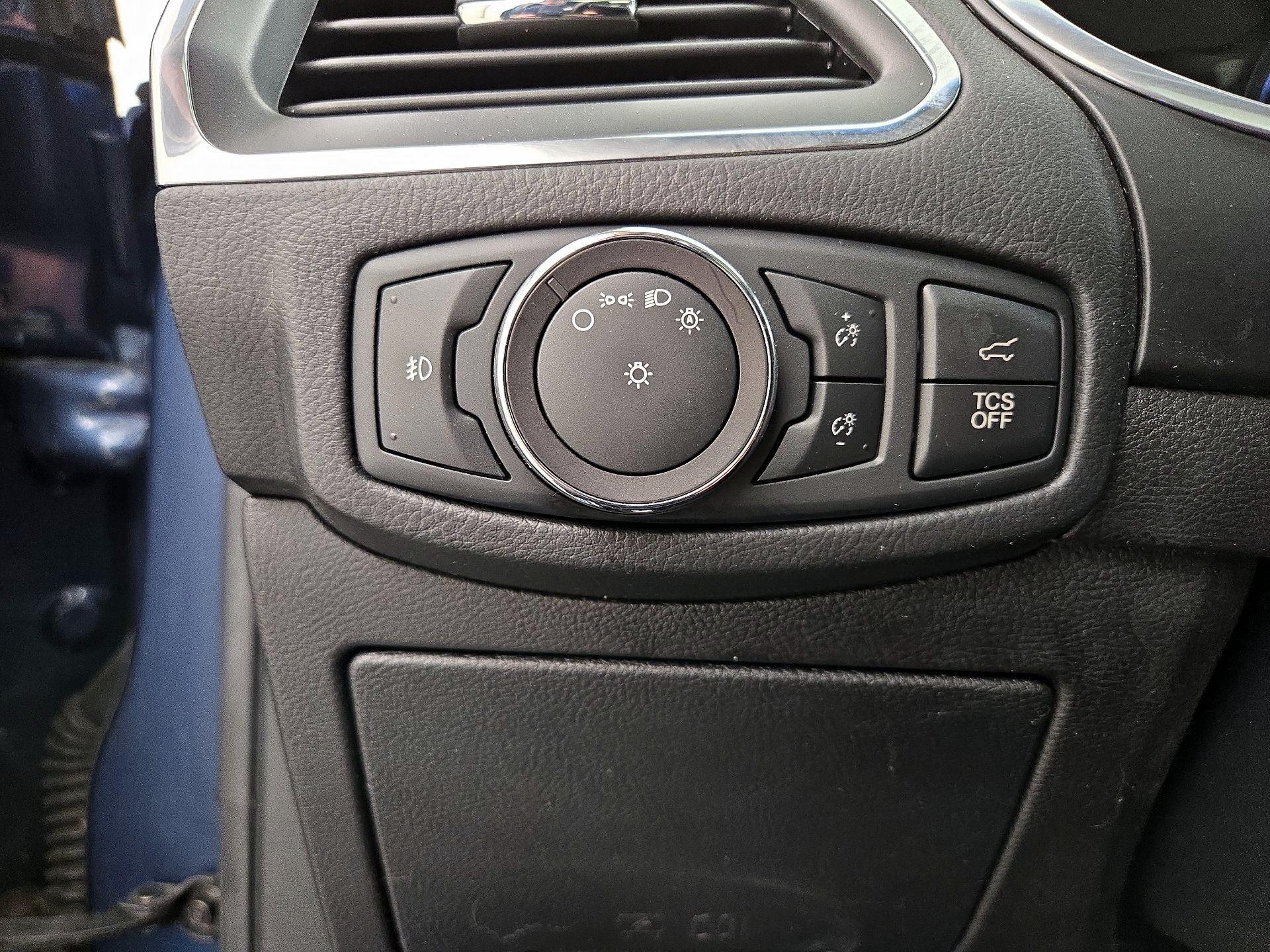 Thumbnail: 2019 Ford Edge - 13