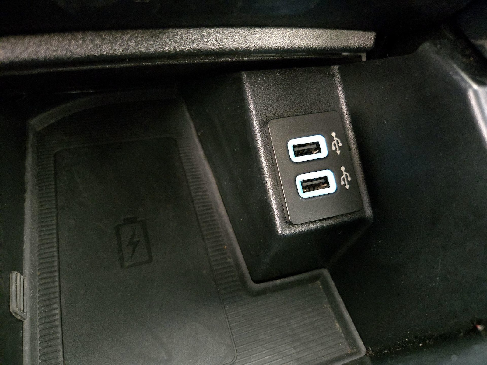 2019 Ford Edge Titanium - Photo 19