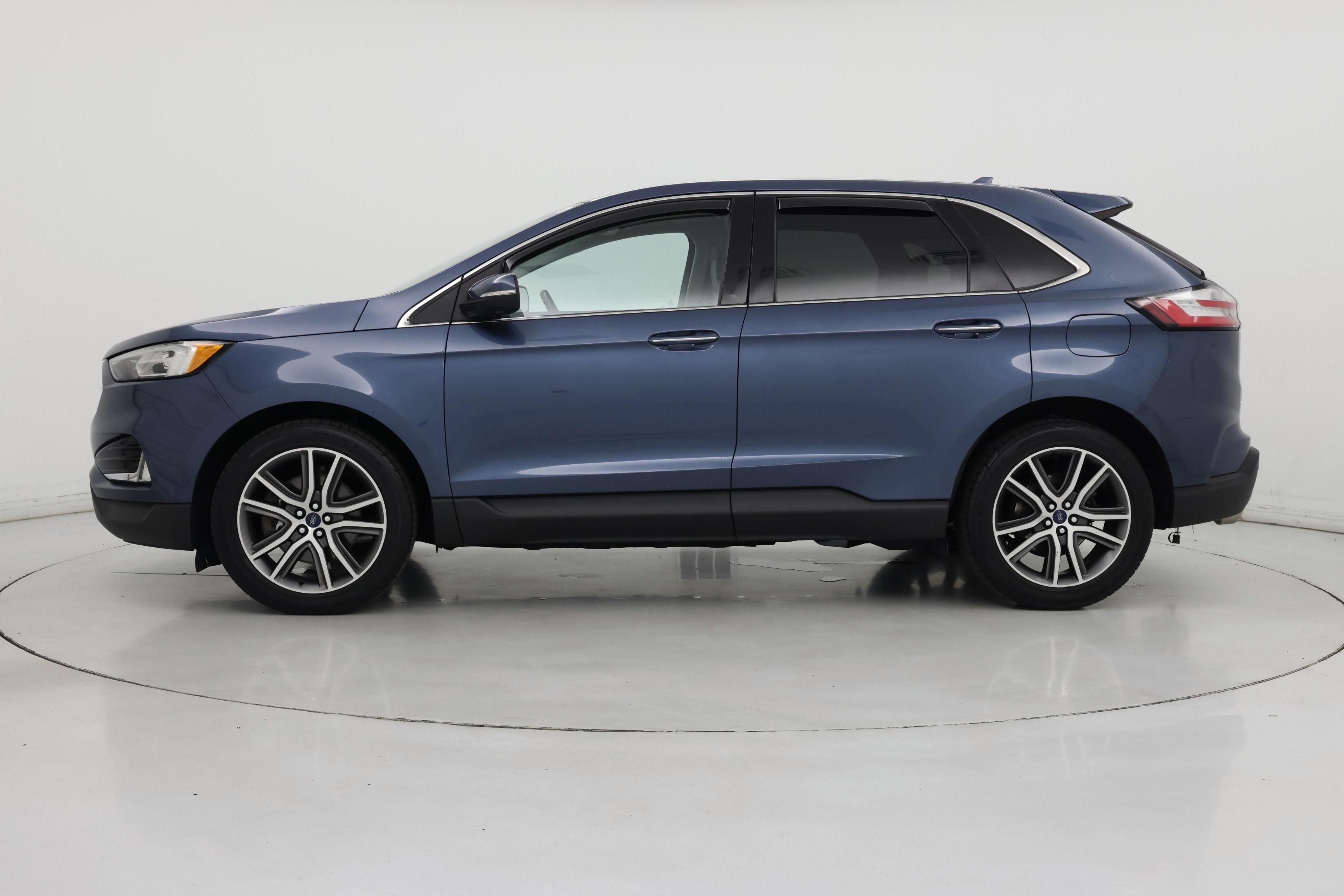 Thumbnail: 2019 Ford Edge - 3