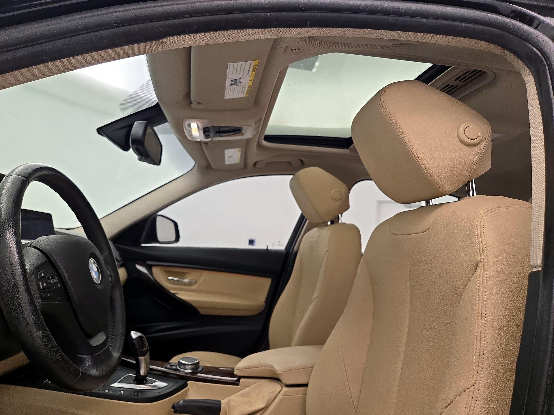 Thumbnail: 2017 BMW 3 Series - 19