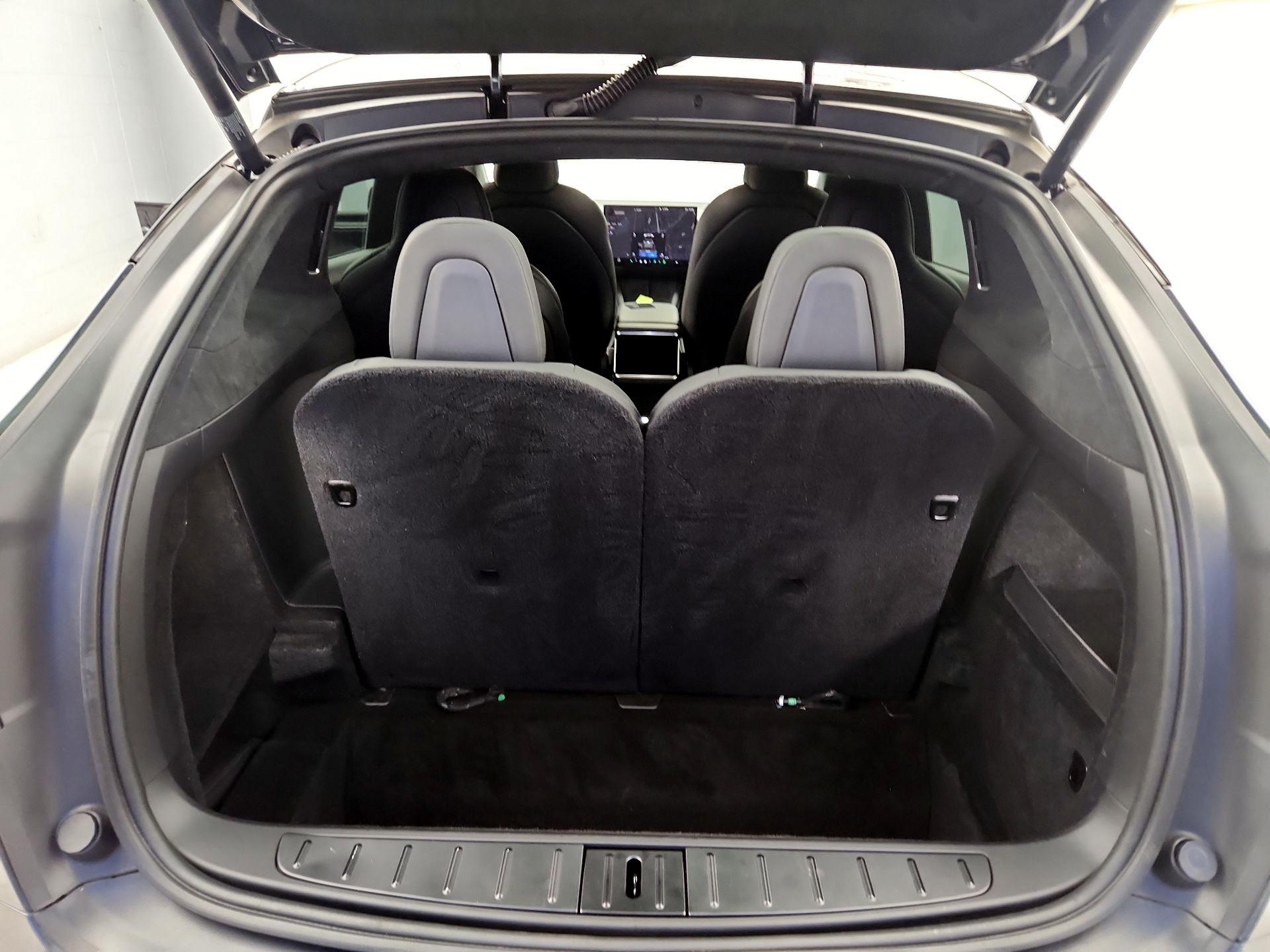 Thumbnail: 2024 Tesla Model X - 20