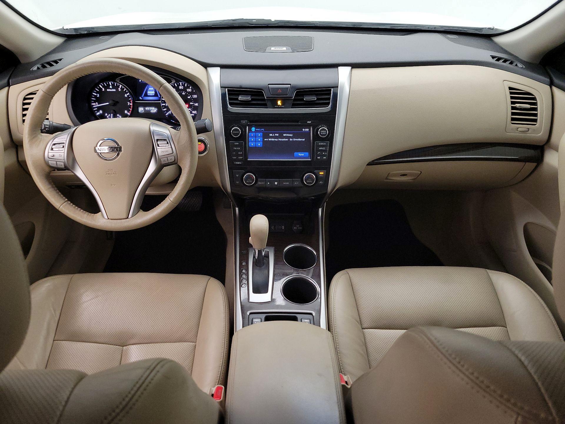 Thumbnail: 2014 Nissan Altima - 9