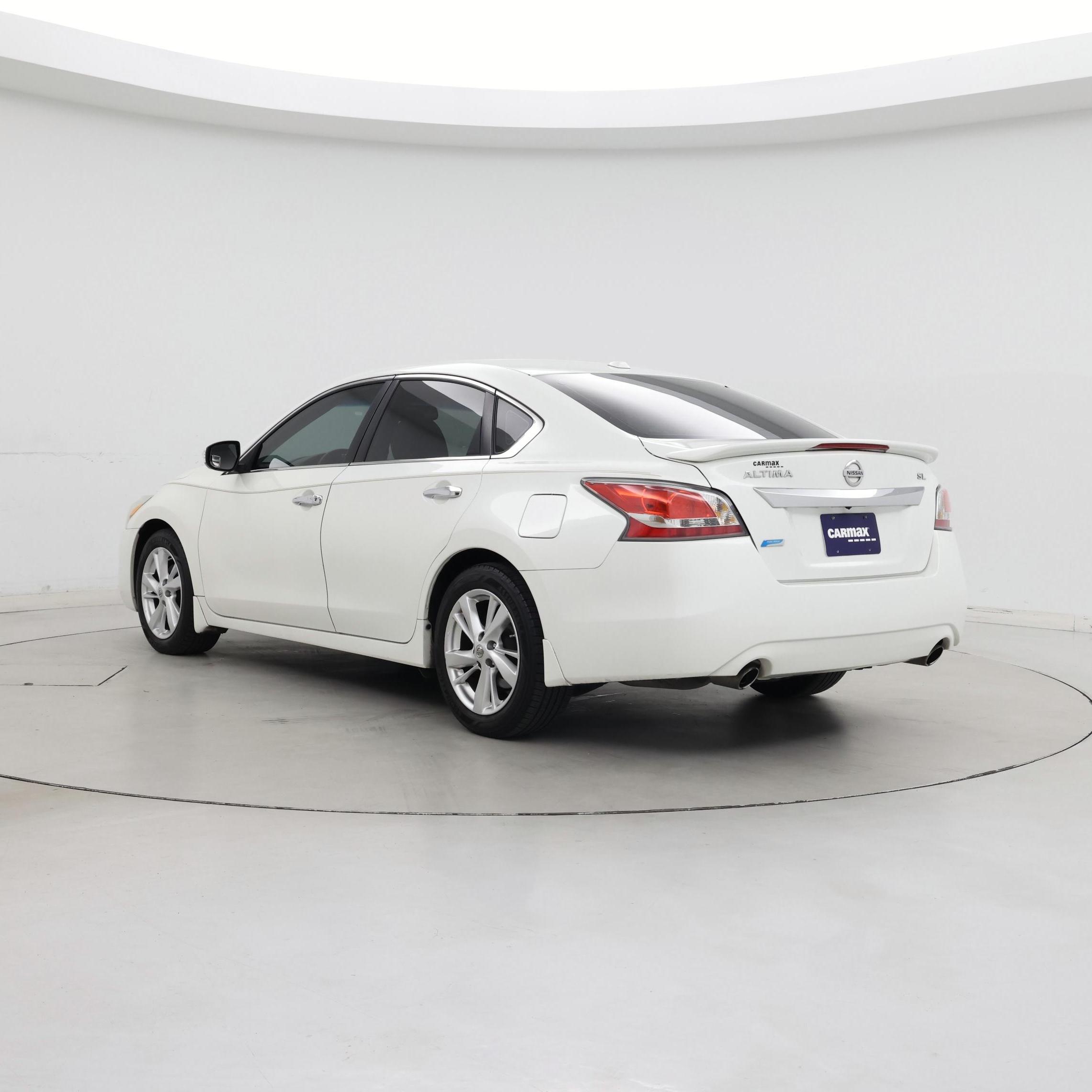 Thumbnail: 2014 Nissan Altima - 2