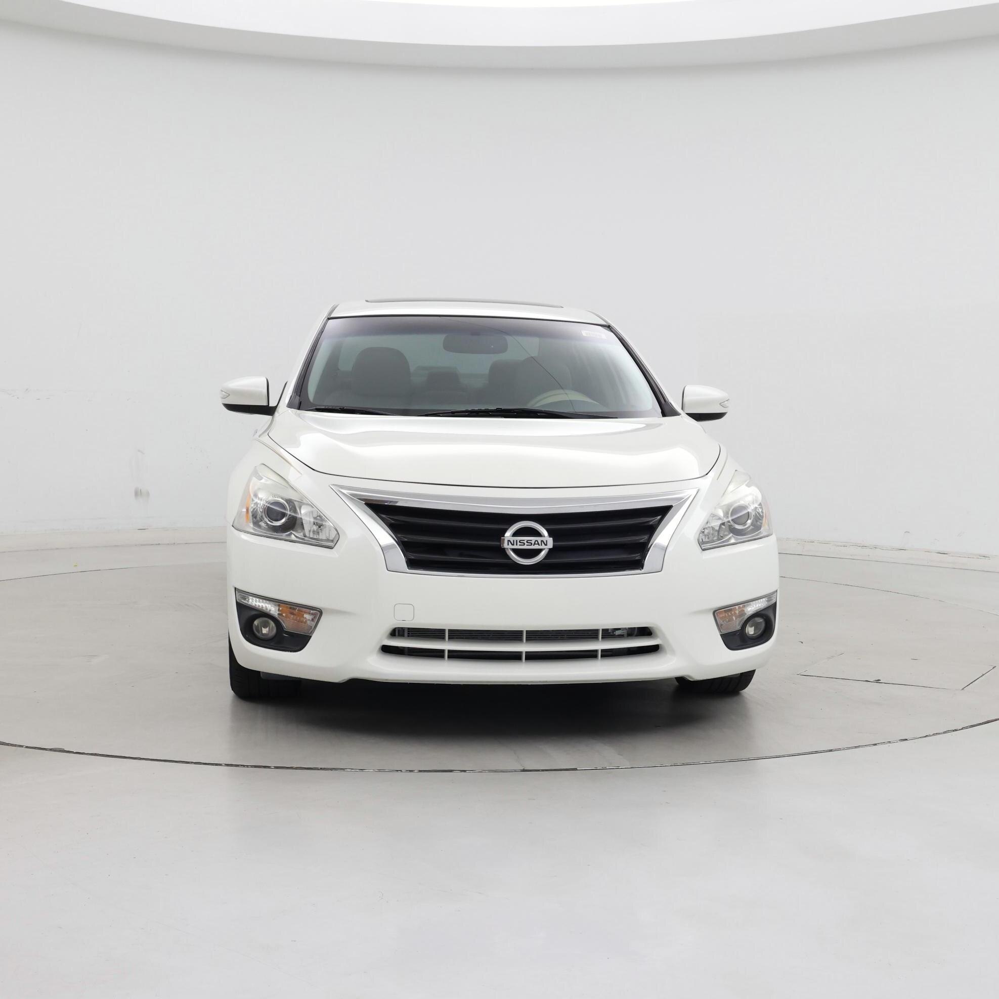 Thumbnail: 2014 Nissan Altima - 5
