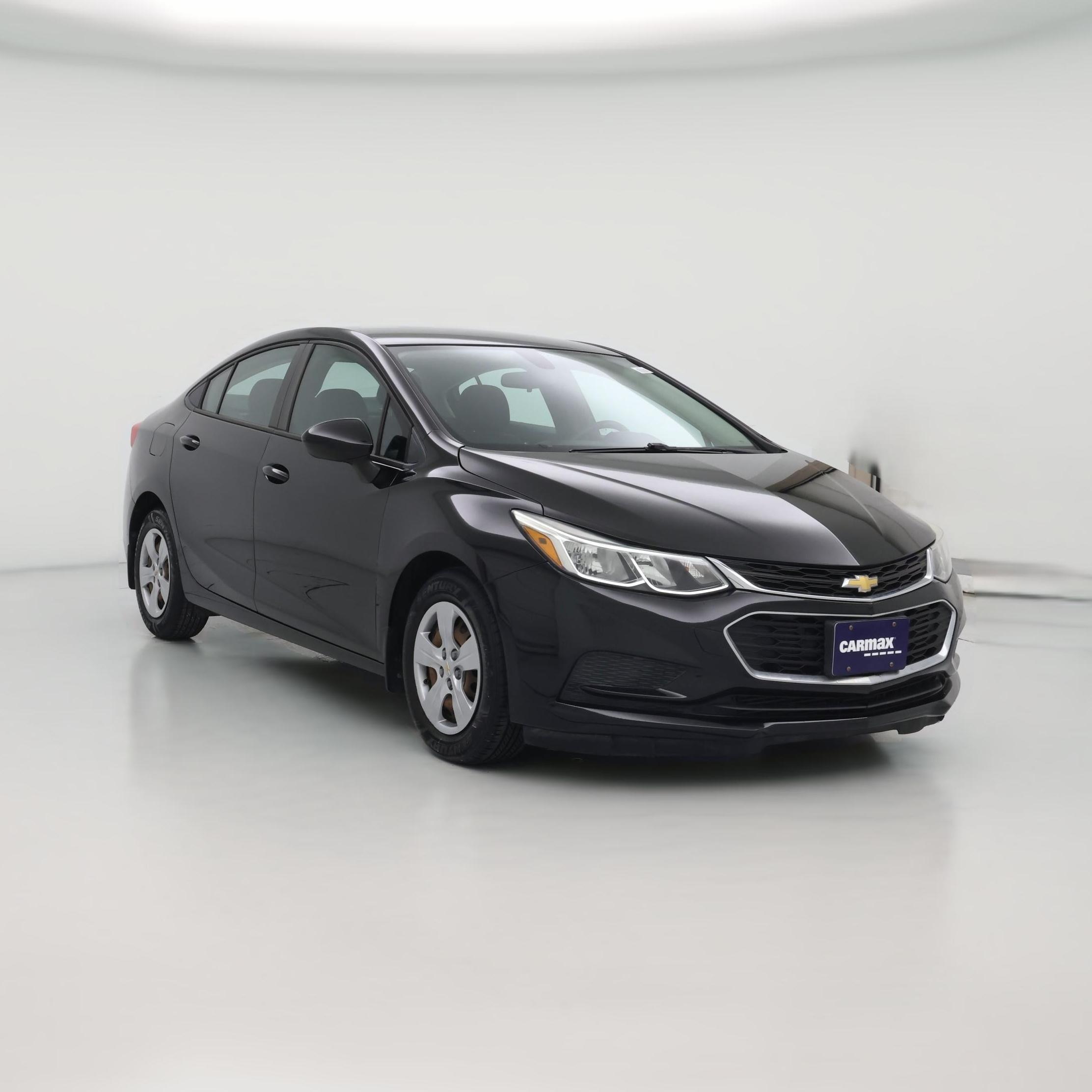 Thumbnail: 2017 Chevrolet Cruze - 1