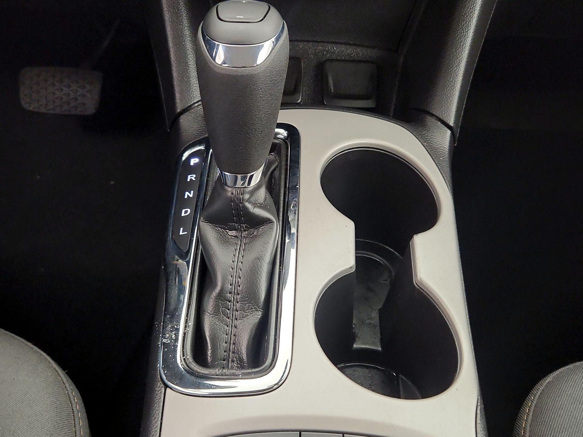 Thumbnail: 2017 Chevrolet Cruze - 17