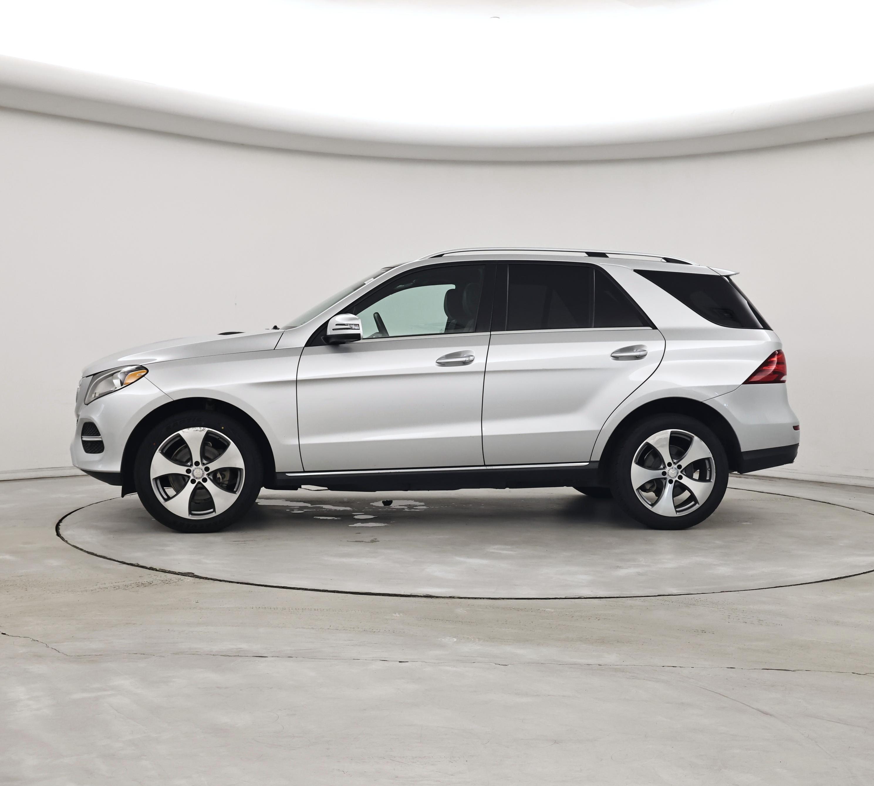 Thumbnail: 2017 Mercedes-Benz GLE - 3