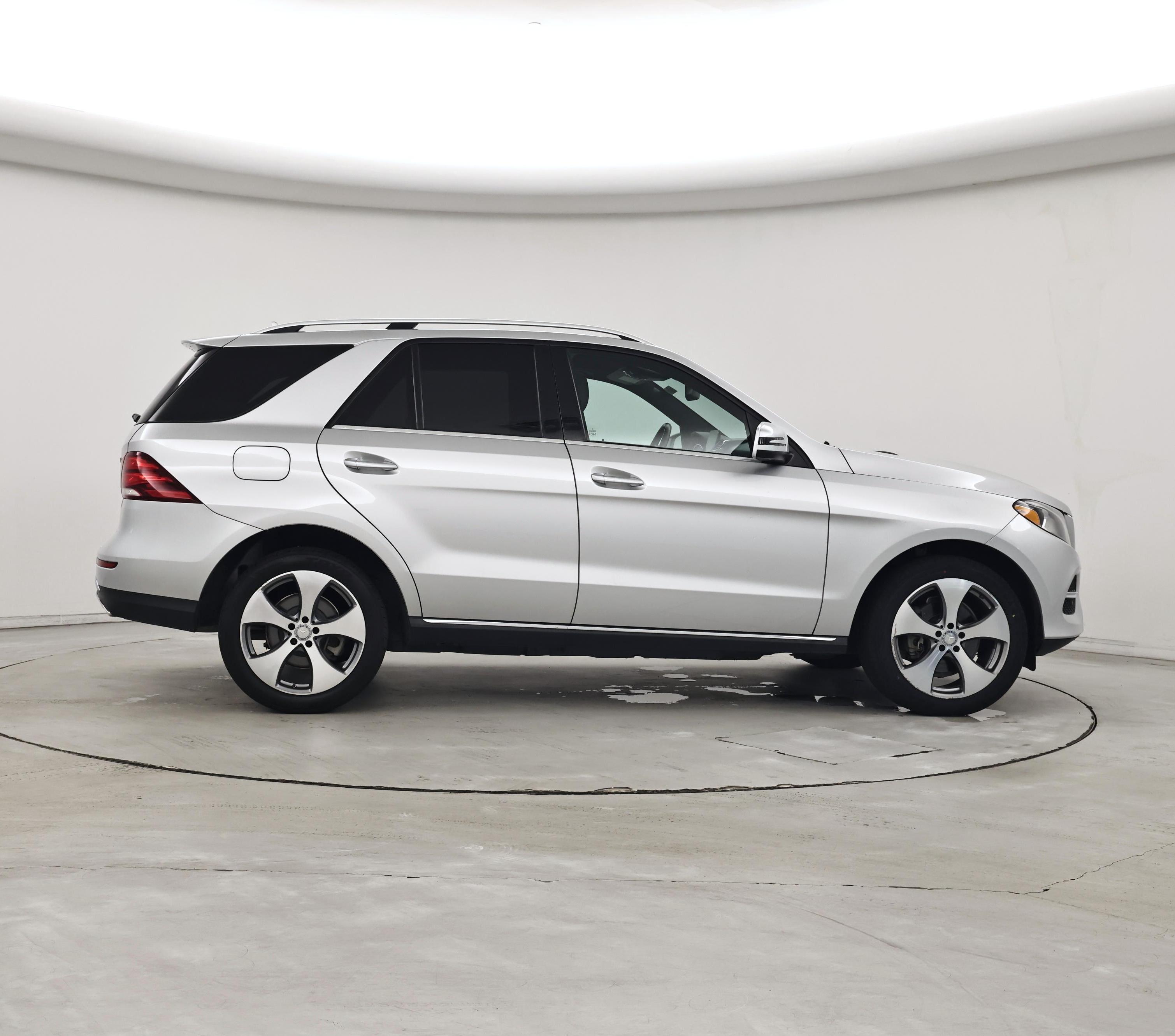 Thumbnail: 2017 Mercedes-Benz GLE - 7