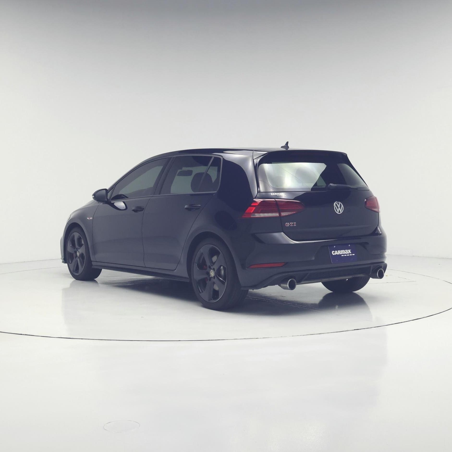 Thumbnail: 2019 Volkswagen Golf - 2