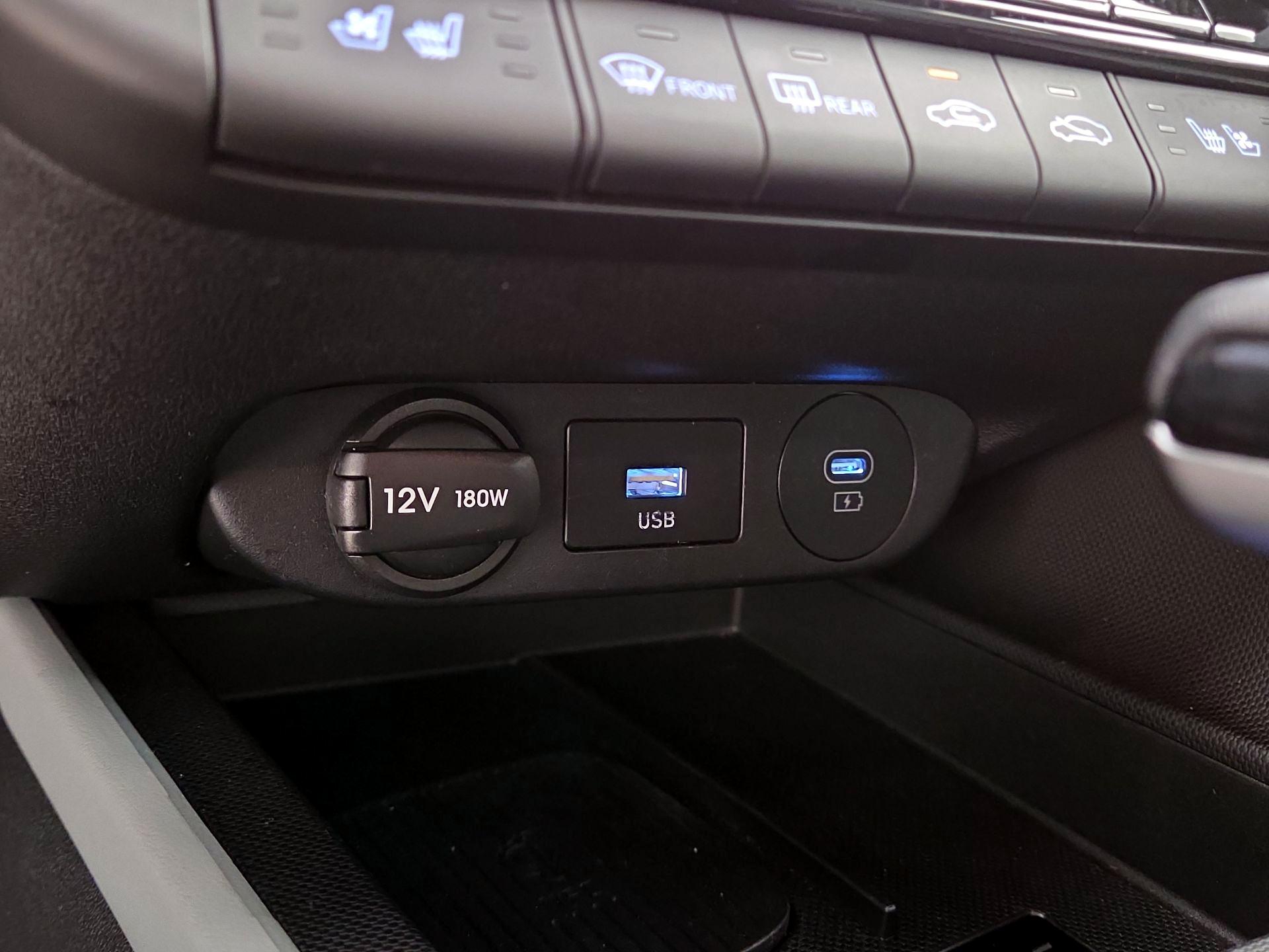 Thumbnail: 2024 Hyundai Elantra - 19