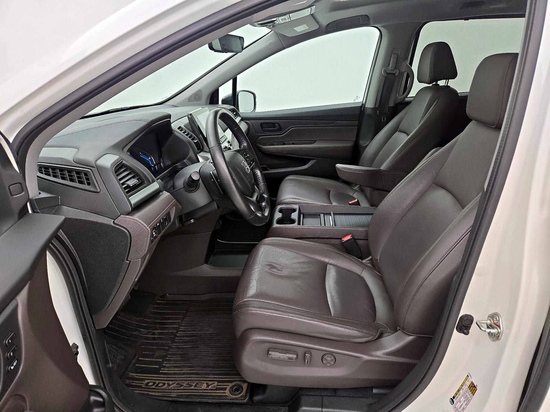 Thumbnail: 2018 Honda Odyssey - 11