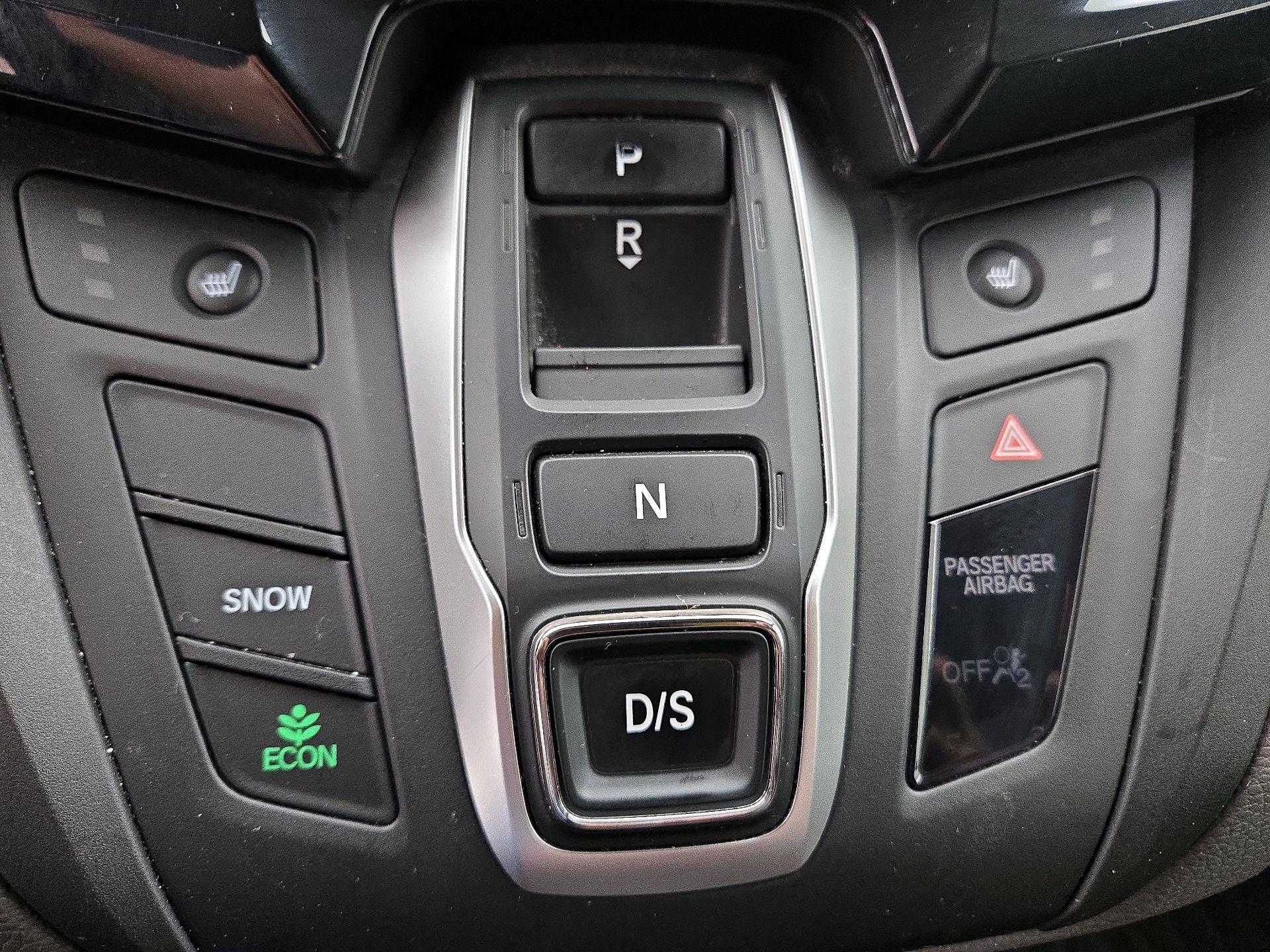 Thumbnail: 2018 Honda Odyssey - 17