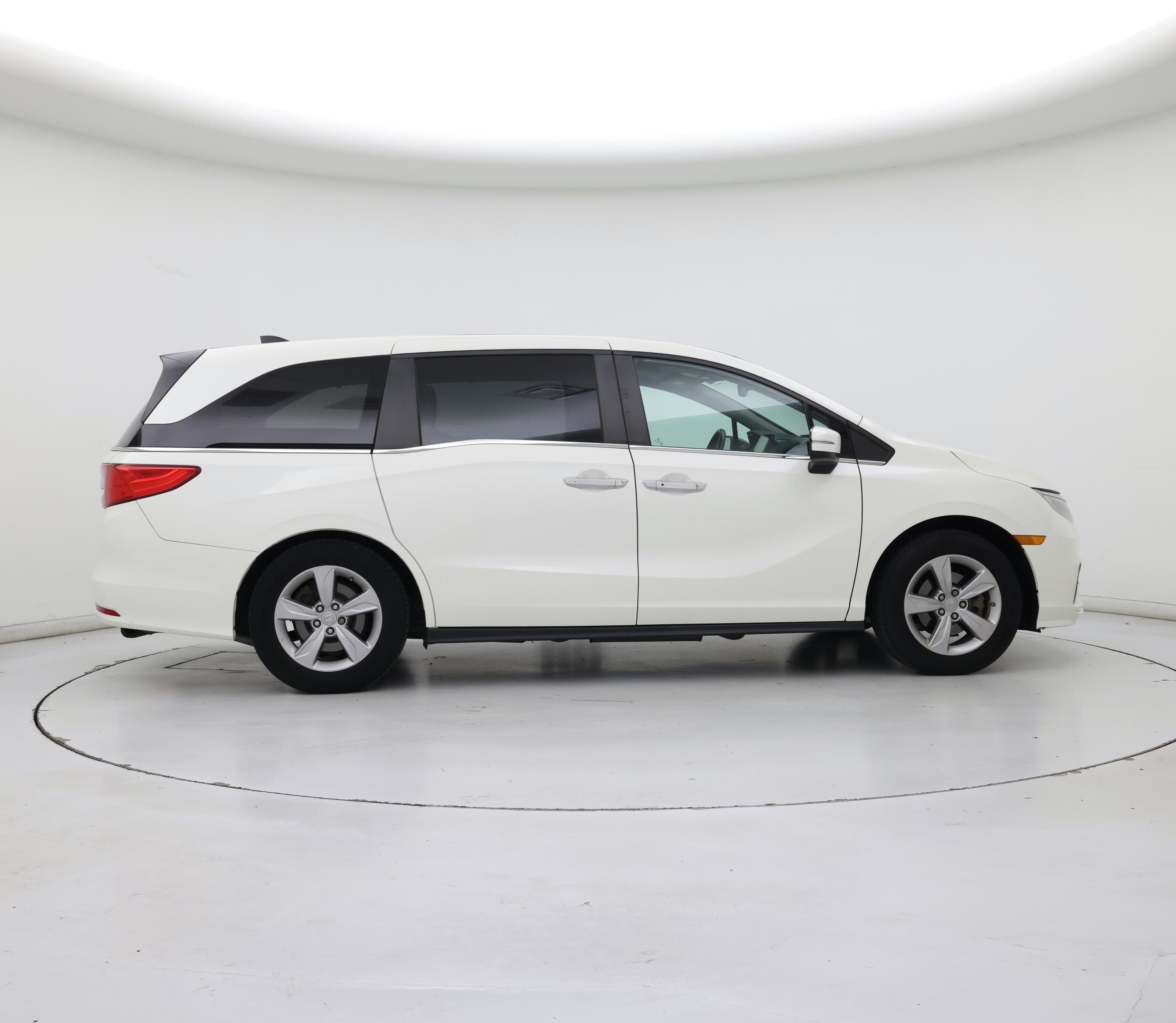 Thumbnail: 2018 Honda Odyssey - 7