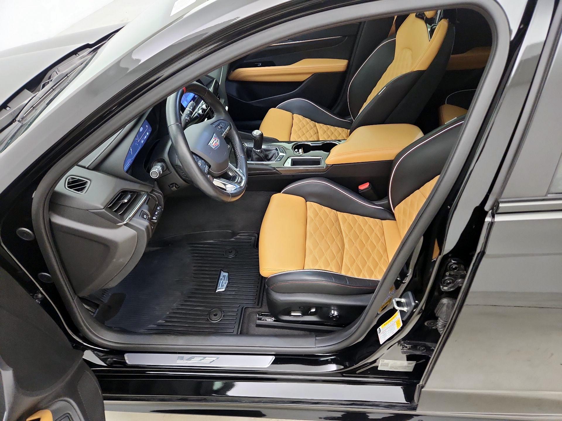 Thumbnail: 2023 Cadillac CT4 - 11